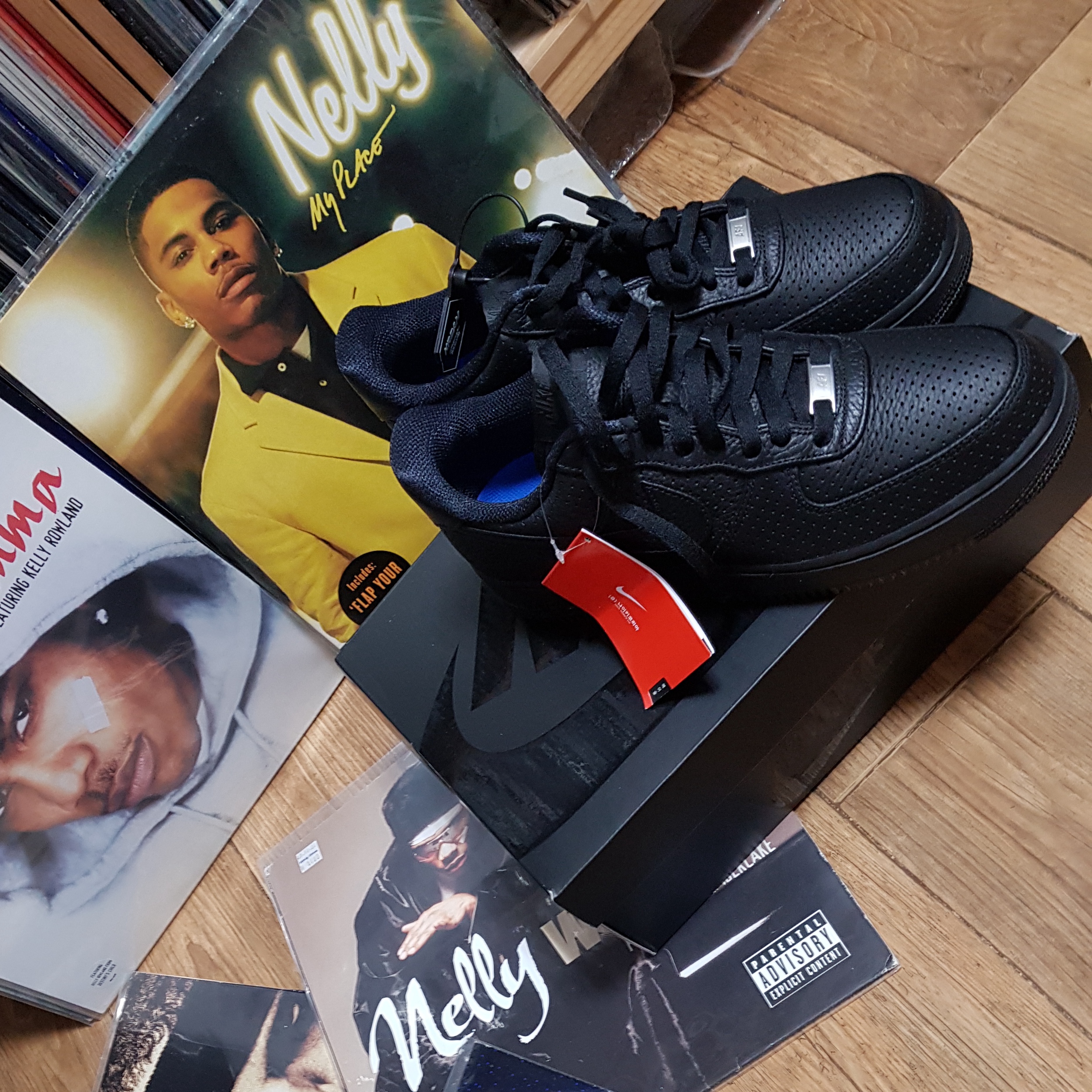 Nike Air Force 1 SP Black 착용 스타일 - 2