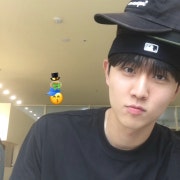 KREAM 프로필 이미지