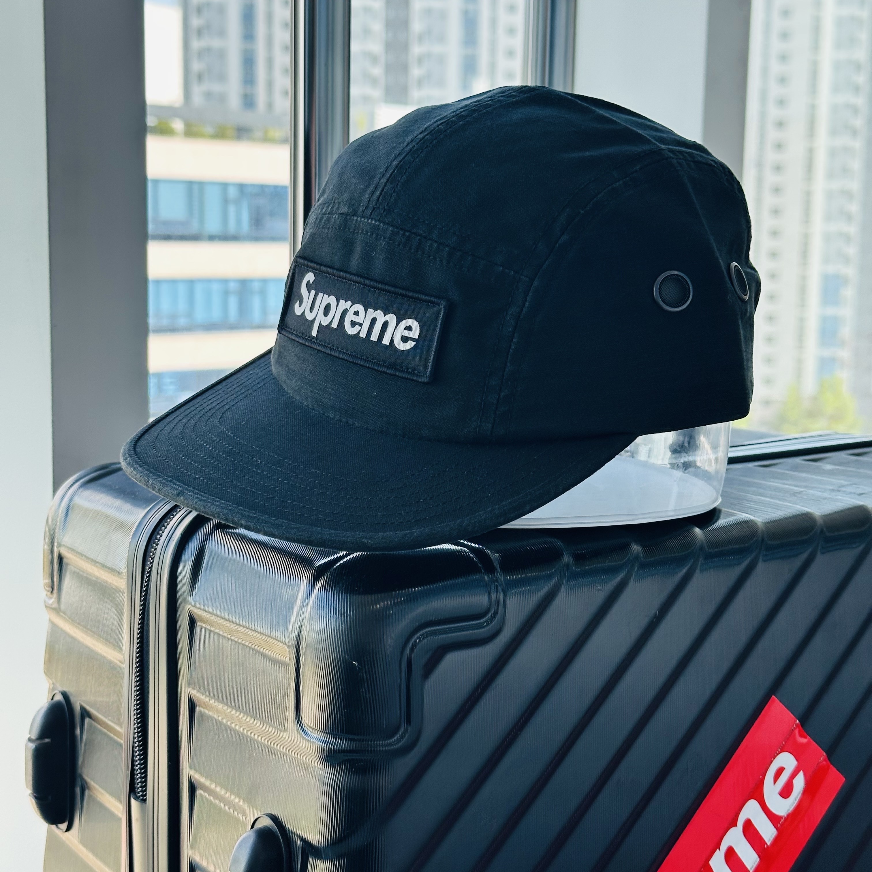 Supreme x Zoo York Camp Cap Black - 25SS 착용 스타일 - 1