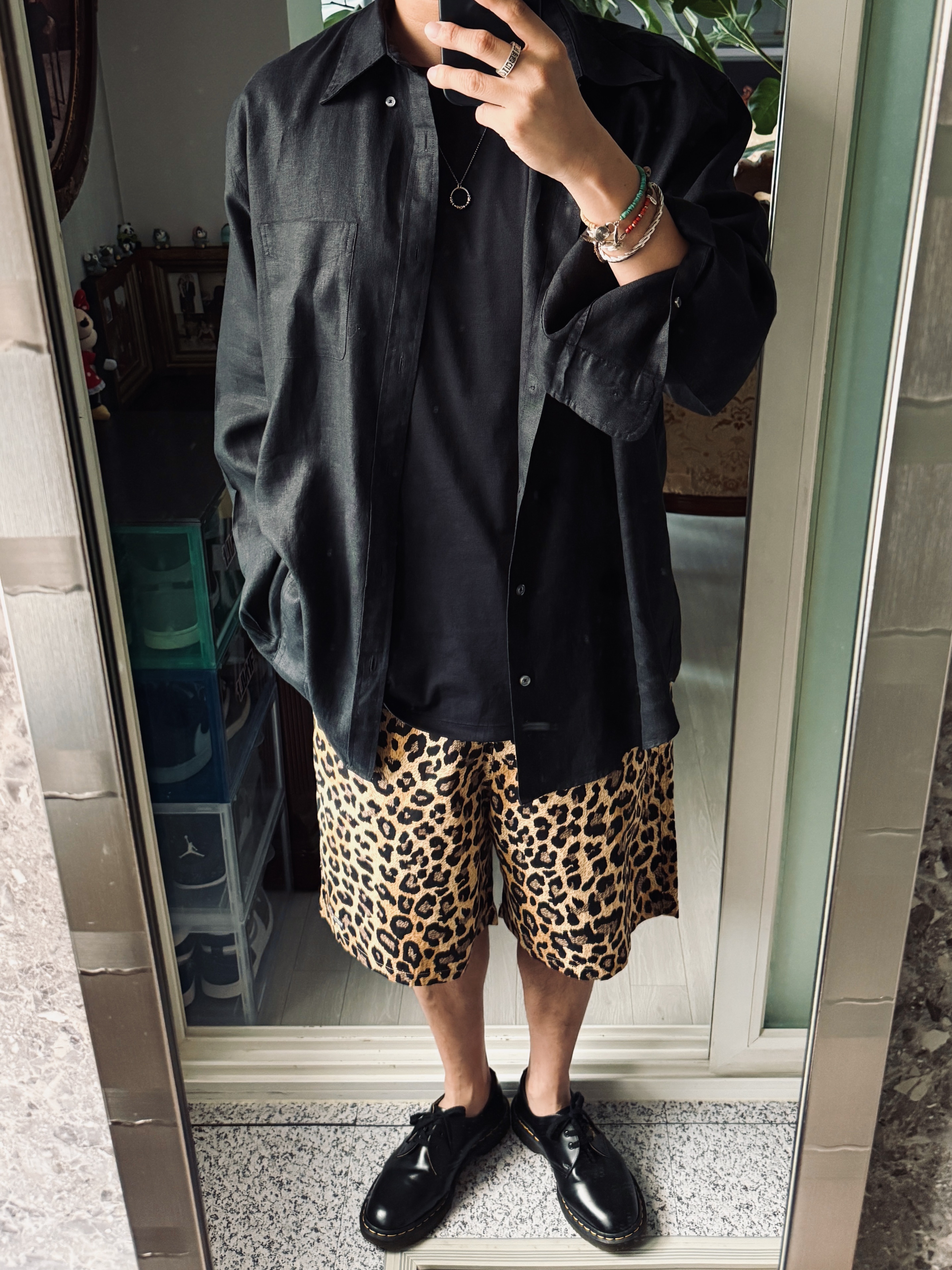 Kapital Combed Burberry Leopard Print Easy Shorts Brown 착용 스타일