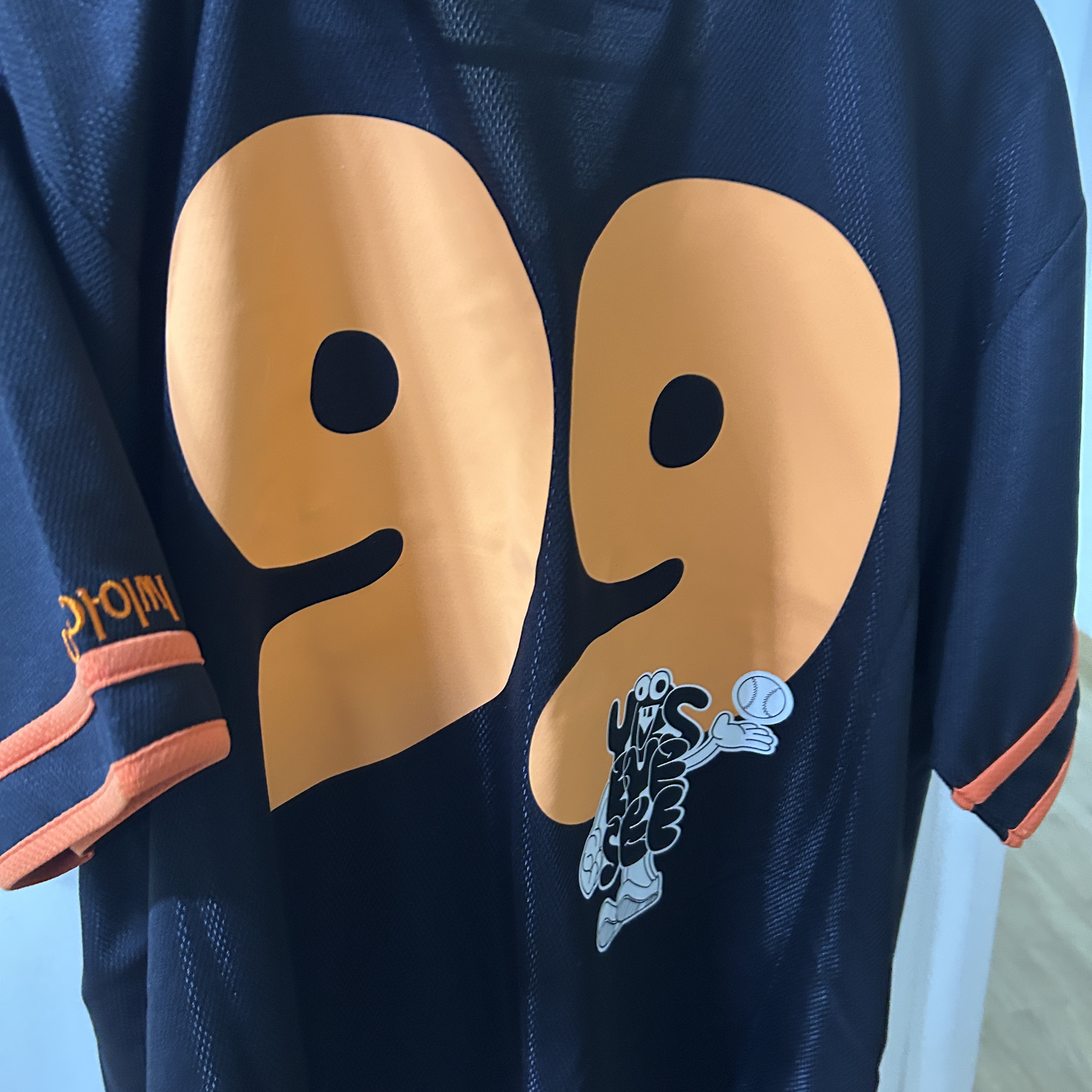 Hanwha Eagles x Yeseyesee Baseball Jersey Black 착용 스타일 - 2