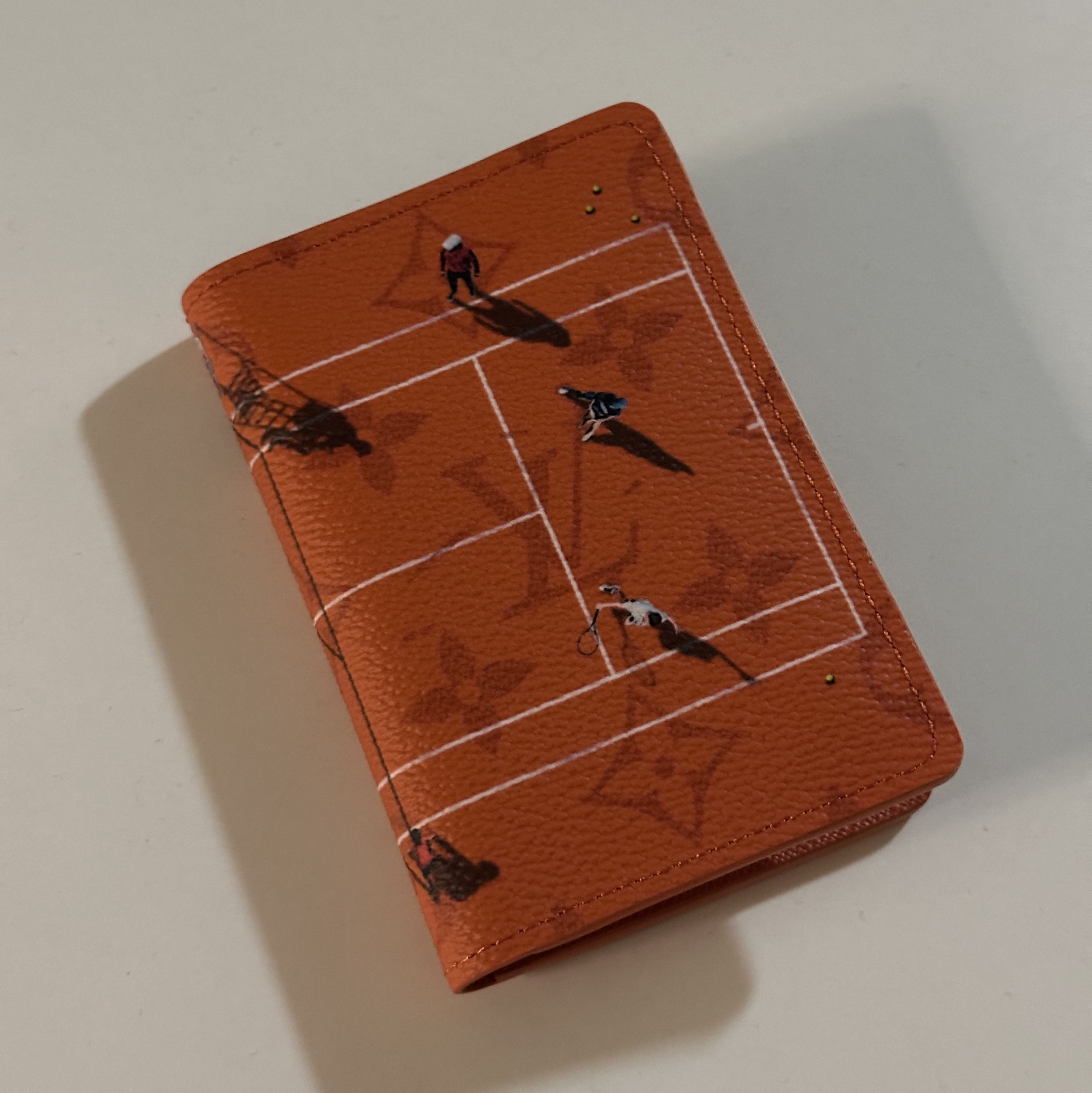 Louis Vuitton Pocket Organizer Brick Red 착용 스타일 - 1