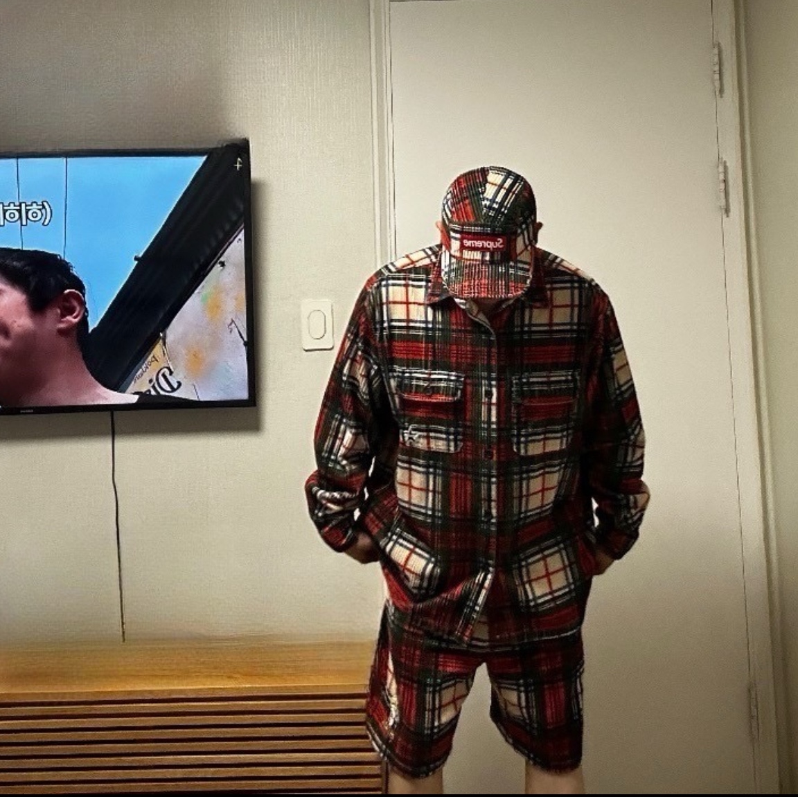 Supreme Corduroy Camp Cap Plaid - 22SS, Supreme Corduroy Shirt Plaid - 22SS 착용 스타일