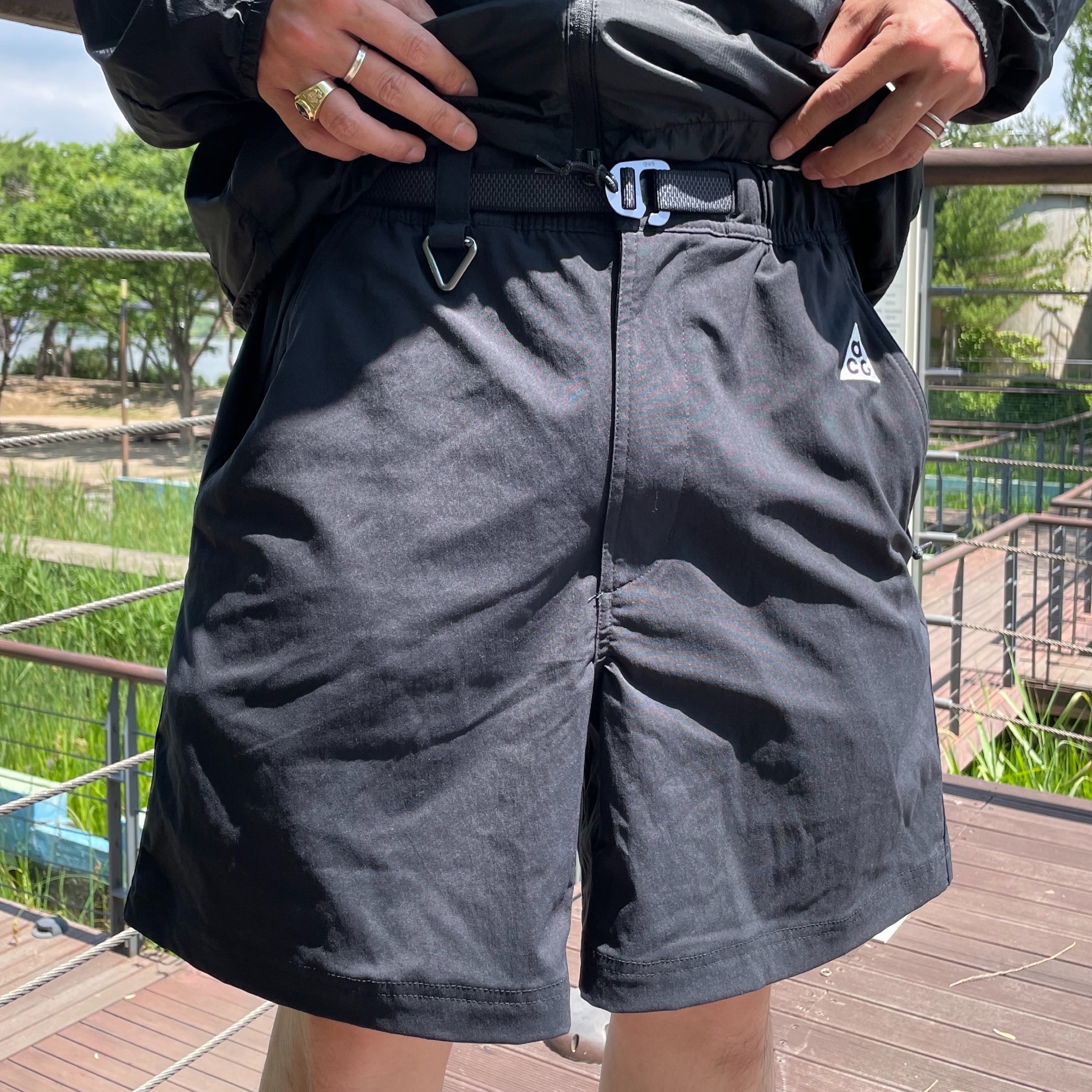 Nike ACG Hiking Shorts Black - Asia 착용 스타일 - 2