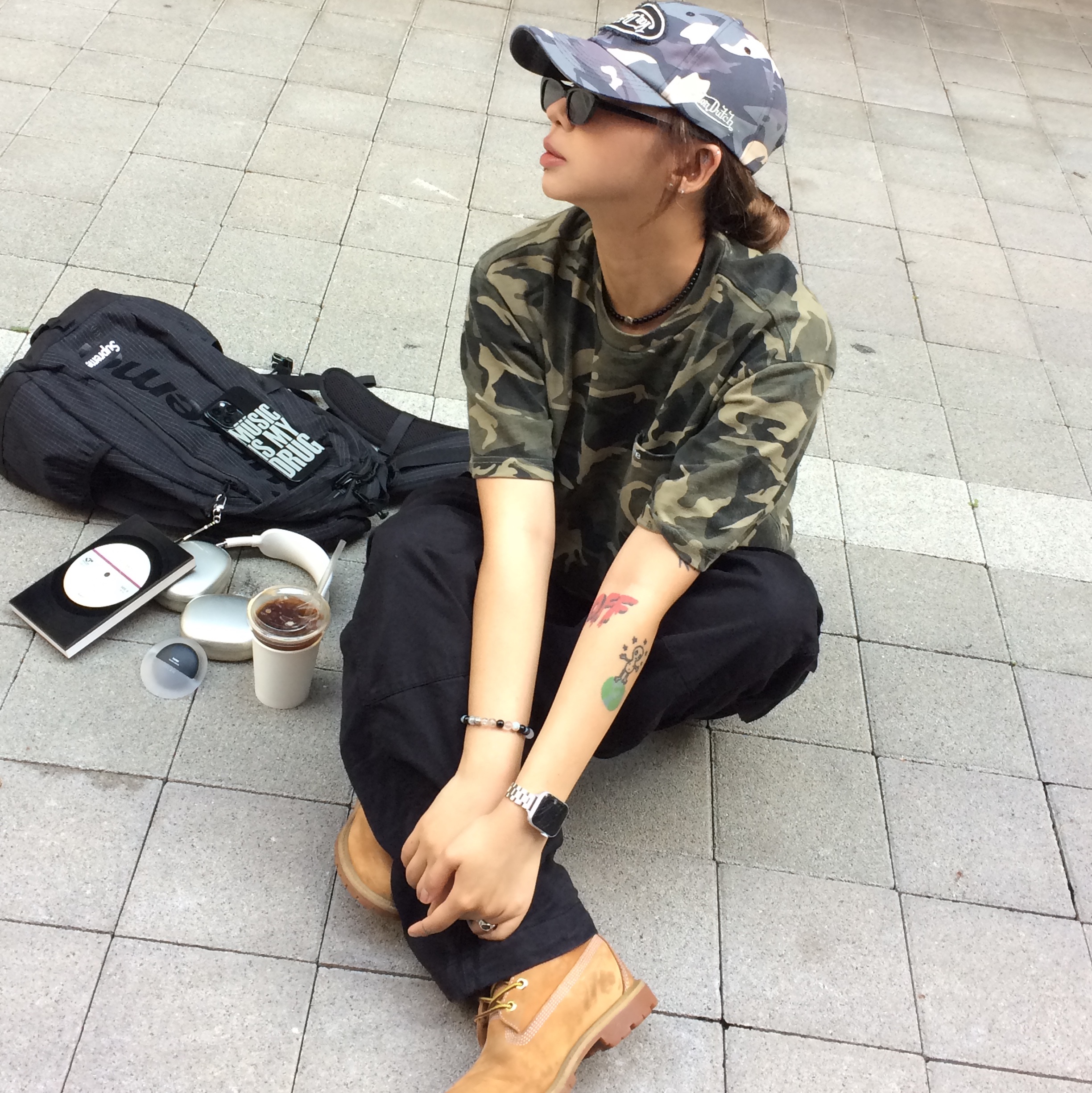 Supreme Backpack Black - 24SS 착용 스타일 - 3