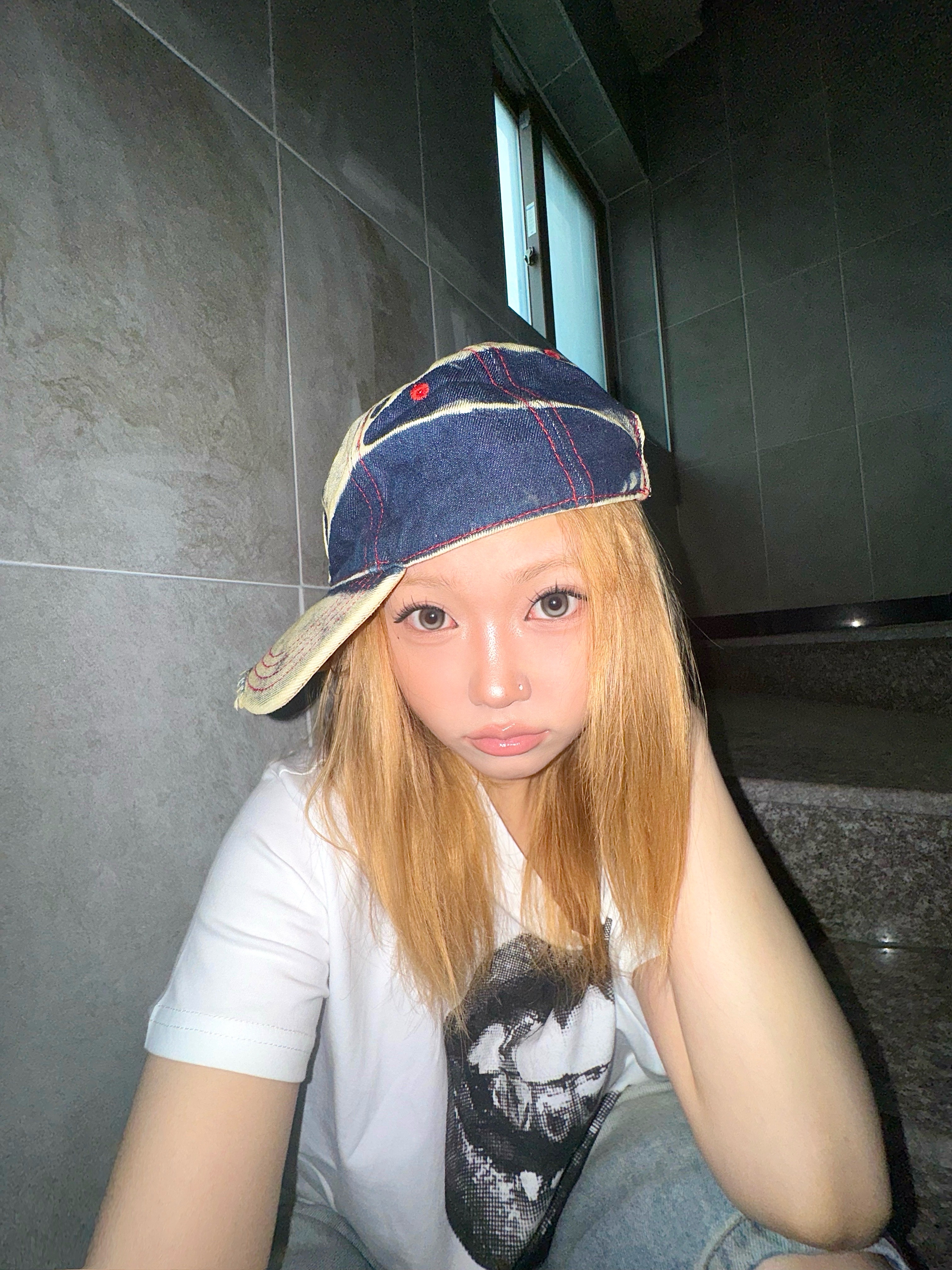 Diesel C-Seymon Treated Denim Baseball Cap Blue White 착용 스타일 - 1