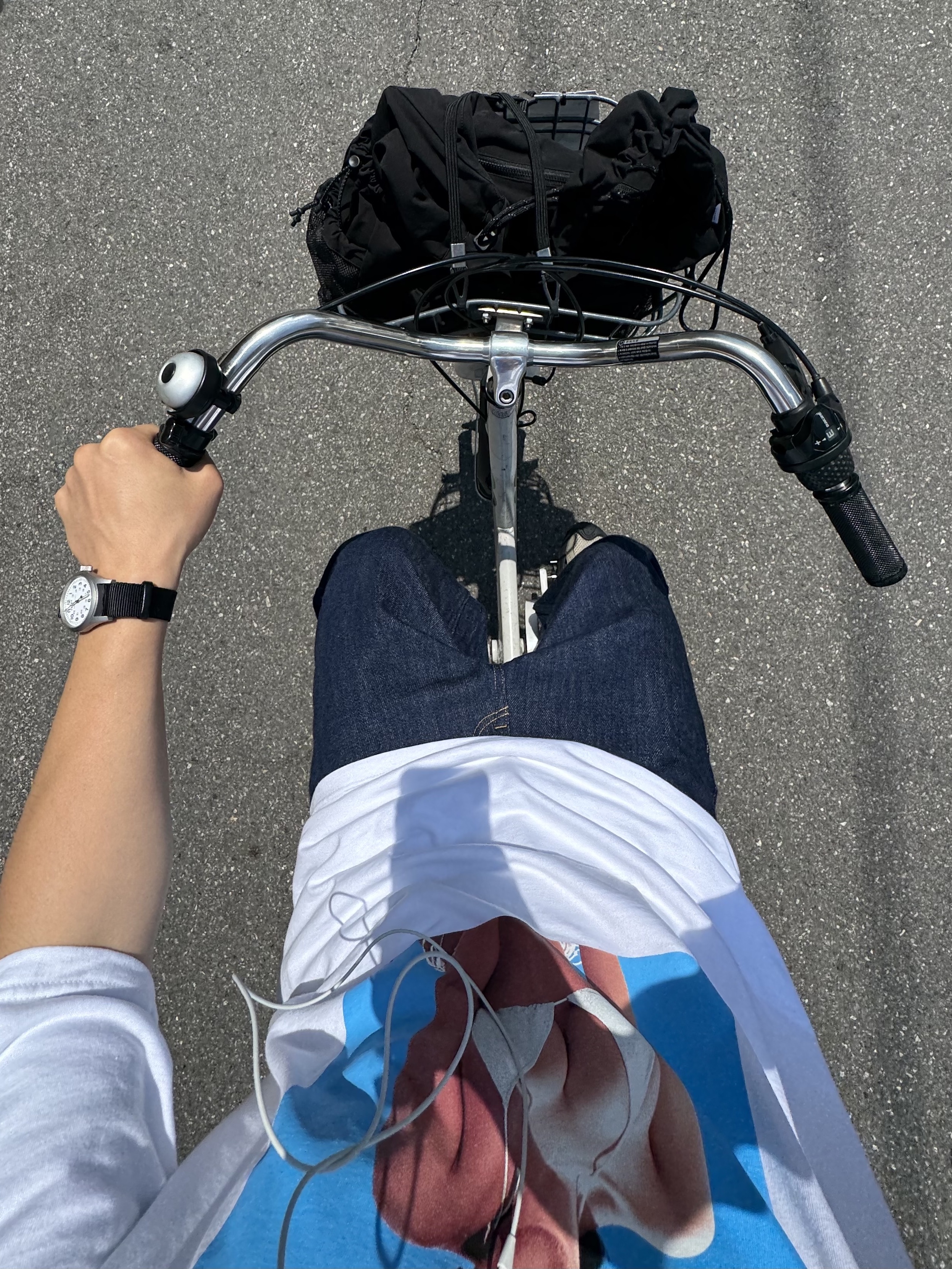 Crocs Trail Break 2 Clay, Supreme x Aphex Twin Windowlicker T-Shirt White - 25SS 착용 스타일 - 3