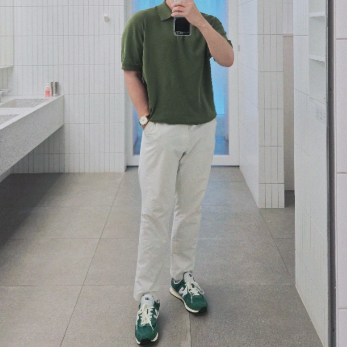 New Balance 574 Heritage Grass Green 착용 스타일 - 1