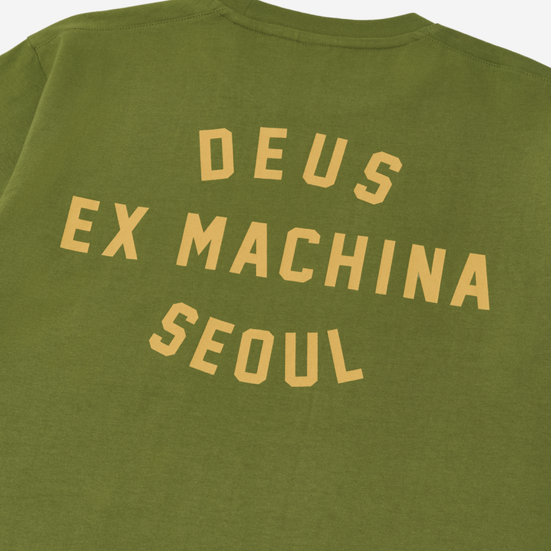 데우스 엑스 마키나 서울 컬리지 어드레스 티셔츠 카키(Deus Ex Machina Seoul College Address T-Shirt Khaki) - 3