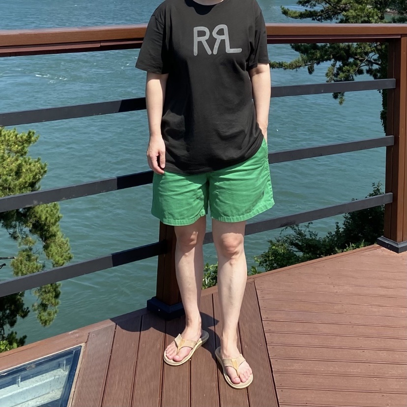 Double RL Logo Jersey T-Shirt Faded Black Canvas, Island Slipper Classic Ultimate Suede Taupe Tan 착용 스타일