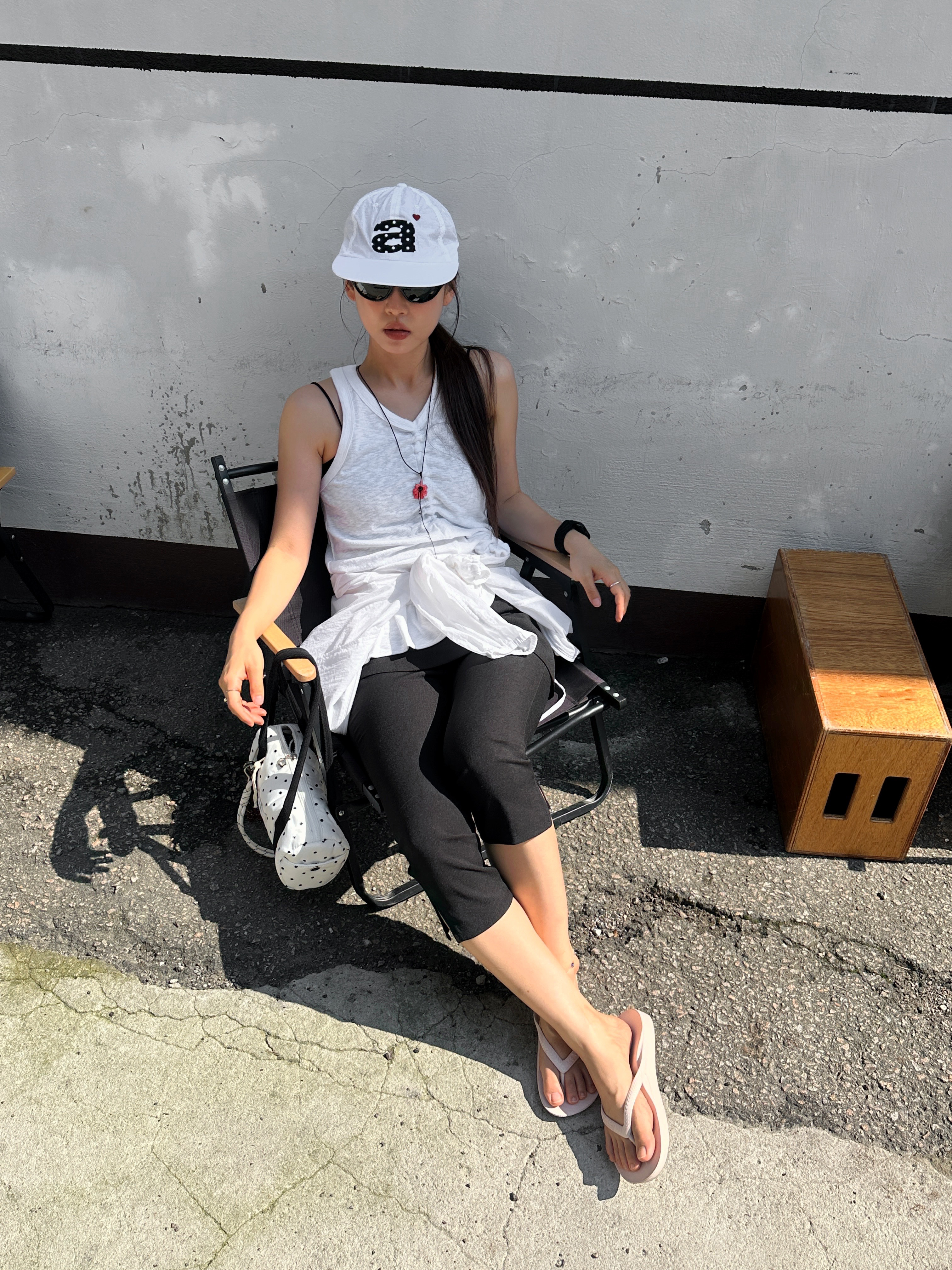AEAE Dot Small Letter Nylon Cap White, ARCHIES Arch Support Flip Flops Pink 착용 스타일 - 2