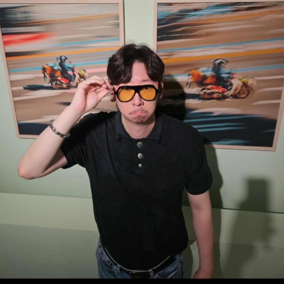 KREAM 프로필 이미지