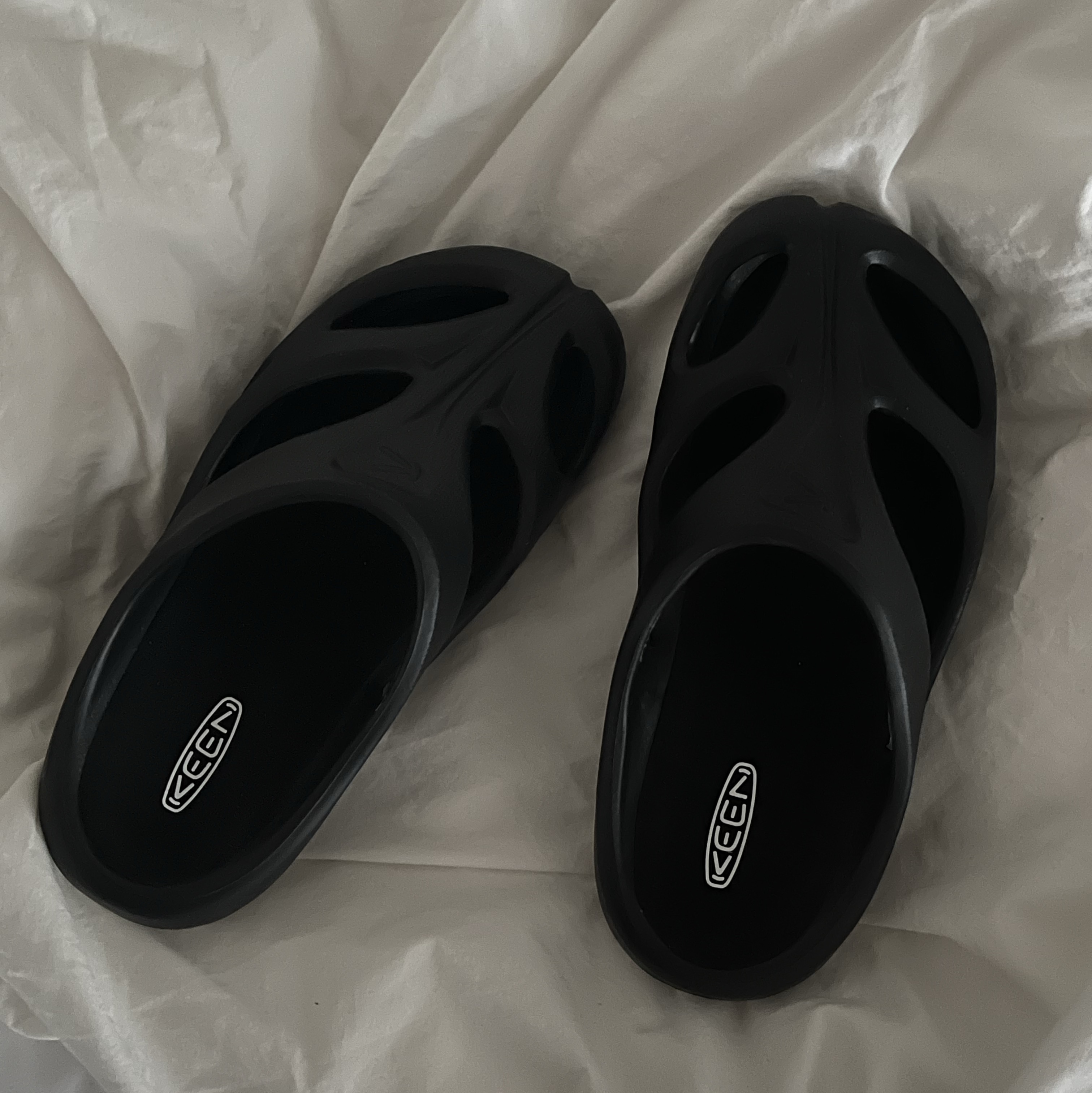 (W) Keen Shanti Black Dawn Blue 착용 스타일