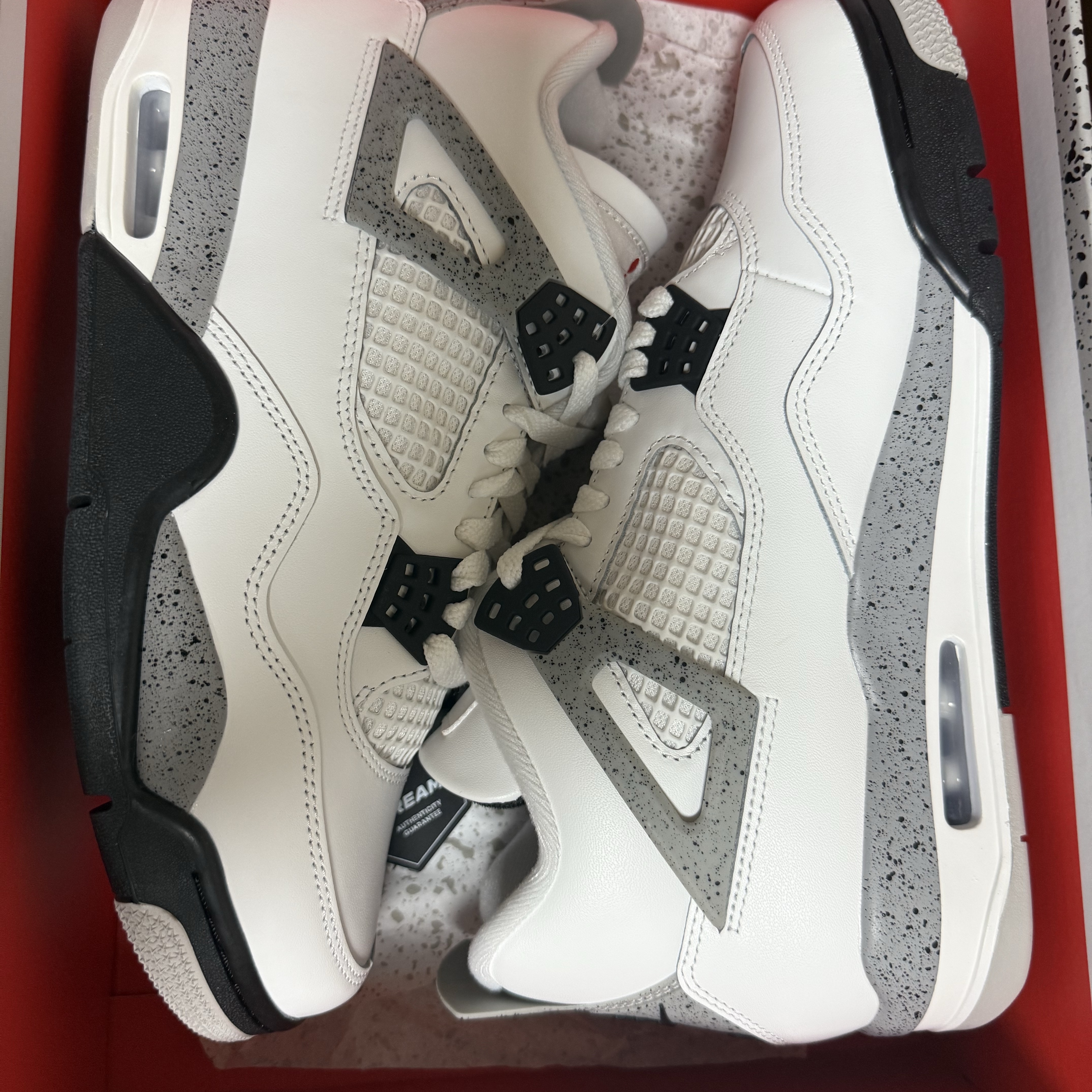 Jordan 4 Retro OG White Cement 2025 착용 스타일