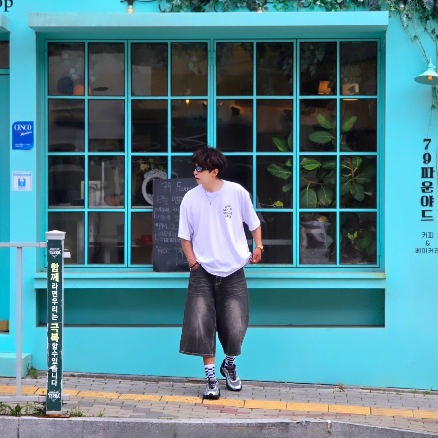 Anti Social Social Club Mind Games S/S Tee White, Samsung Galaxy Watch6 44mm LTE Silver (Korean Ver.) 착용 스타일 - 4