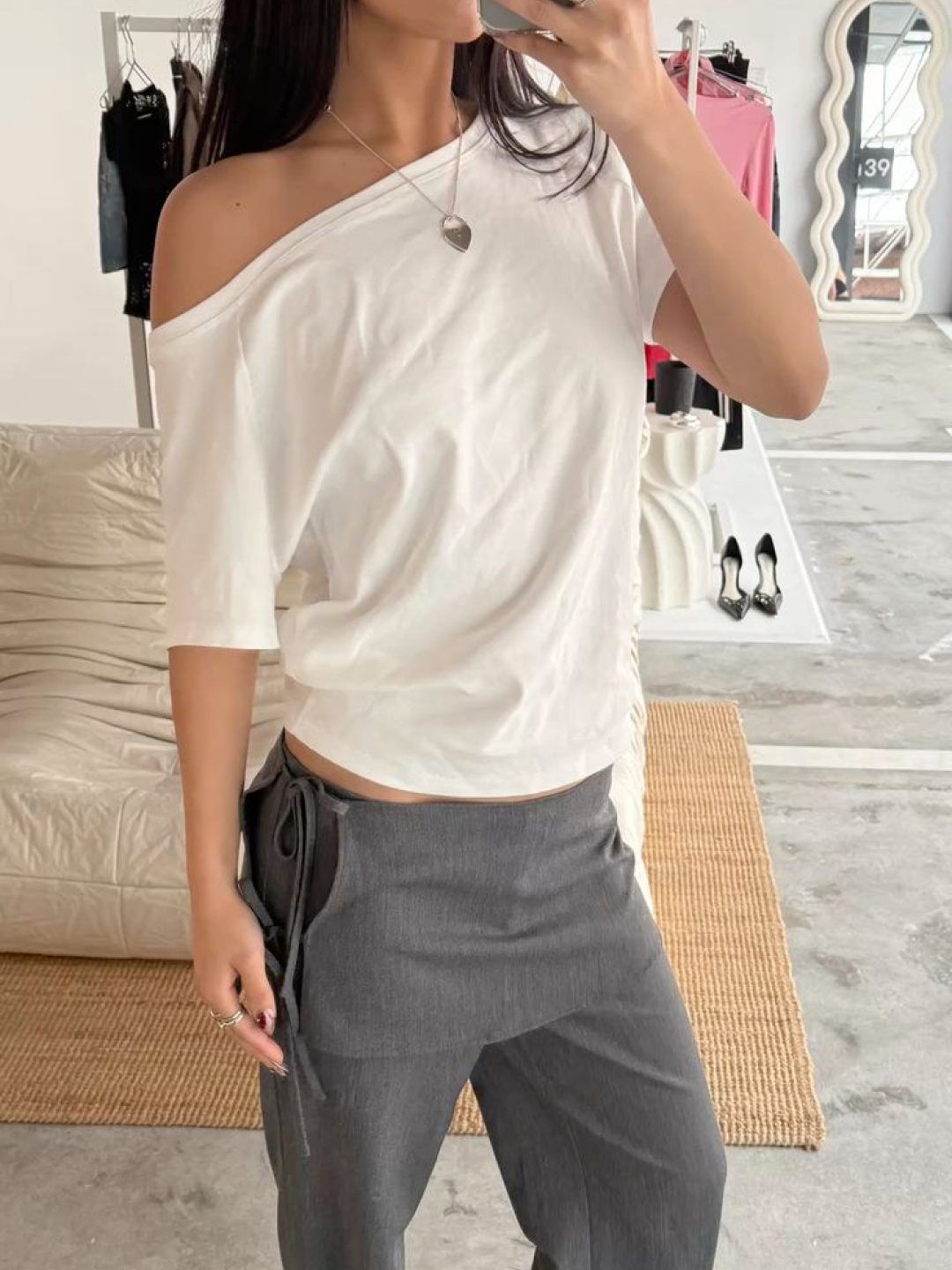 Cost per Kilo Hooded Off Shoulder Top Charcoal, LAZYZ Lazy Baby Off shoulder T Shirt White 착용 스타일 - 5