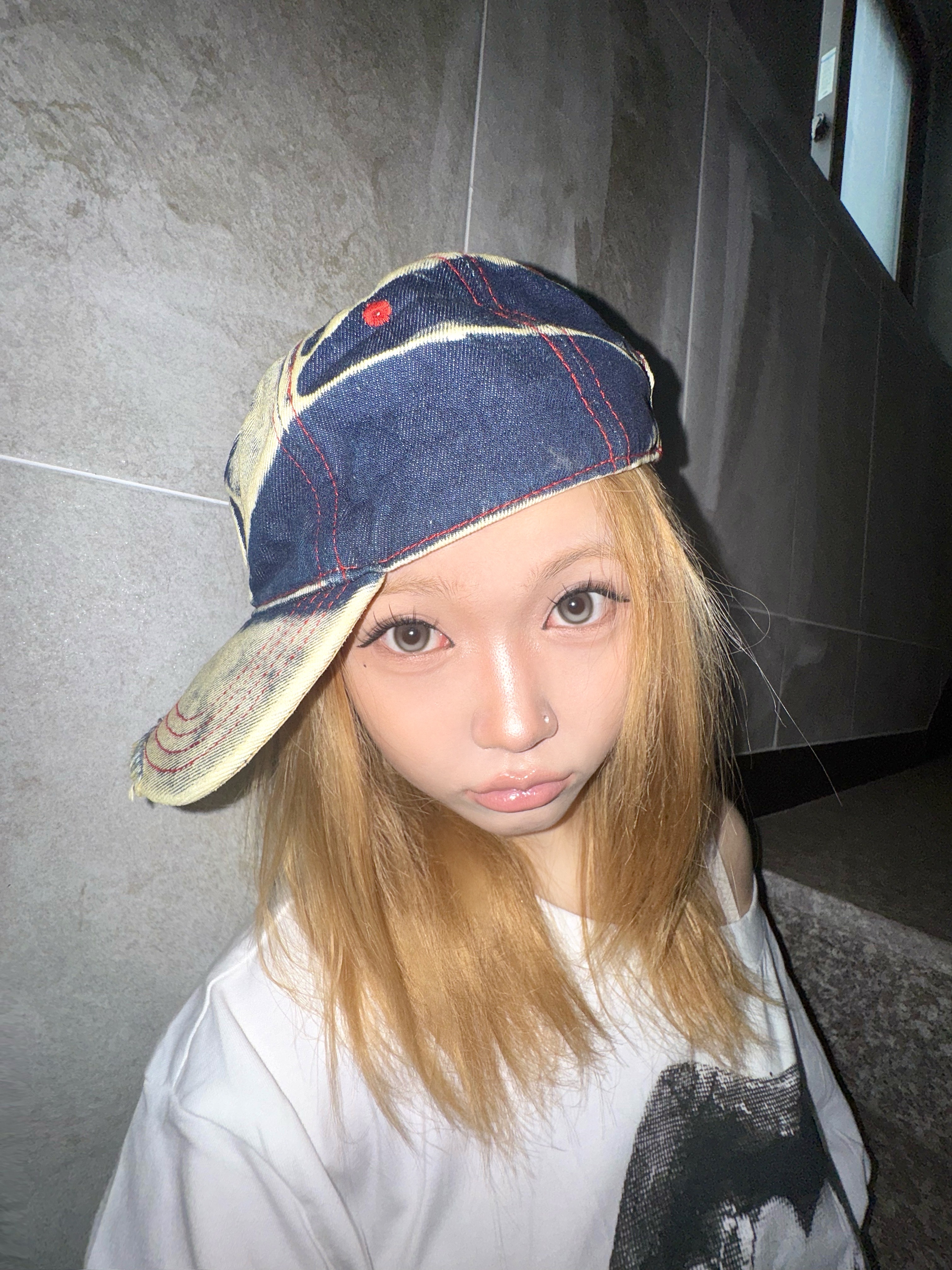 Diesel C-Seymon Treated Denim Baseball Cap Blue White 착용 스타일 - 6