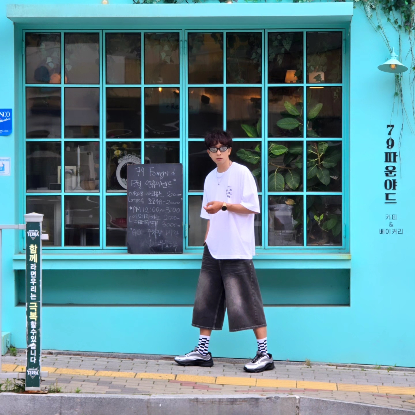Anti Social Social Club Mind Games S/S Tee White, Samsung Galaxy Watch6 44mm LTE Silver (Korean Ver.) 착용 스타일 - 5