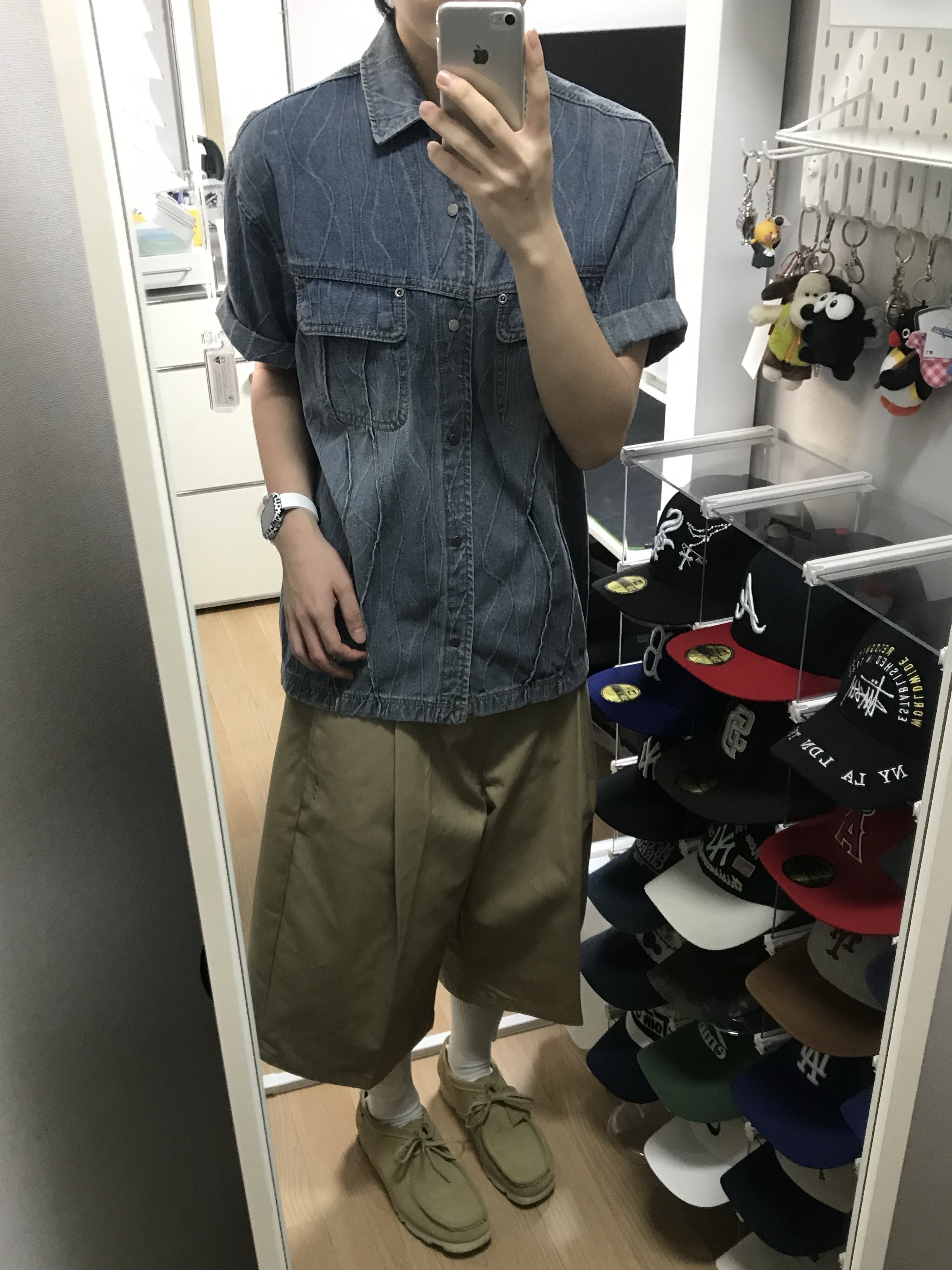 Clarks Wallabee Maple Suede, Clarks Wallabee Gore-Tex Maple Suede 착용 스타일 - 1
