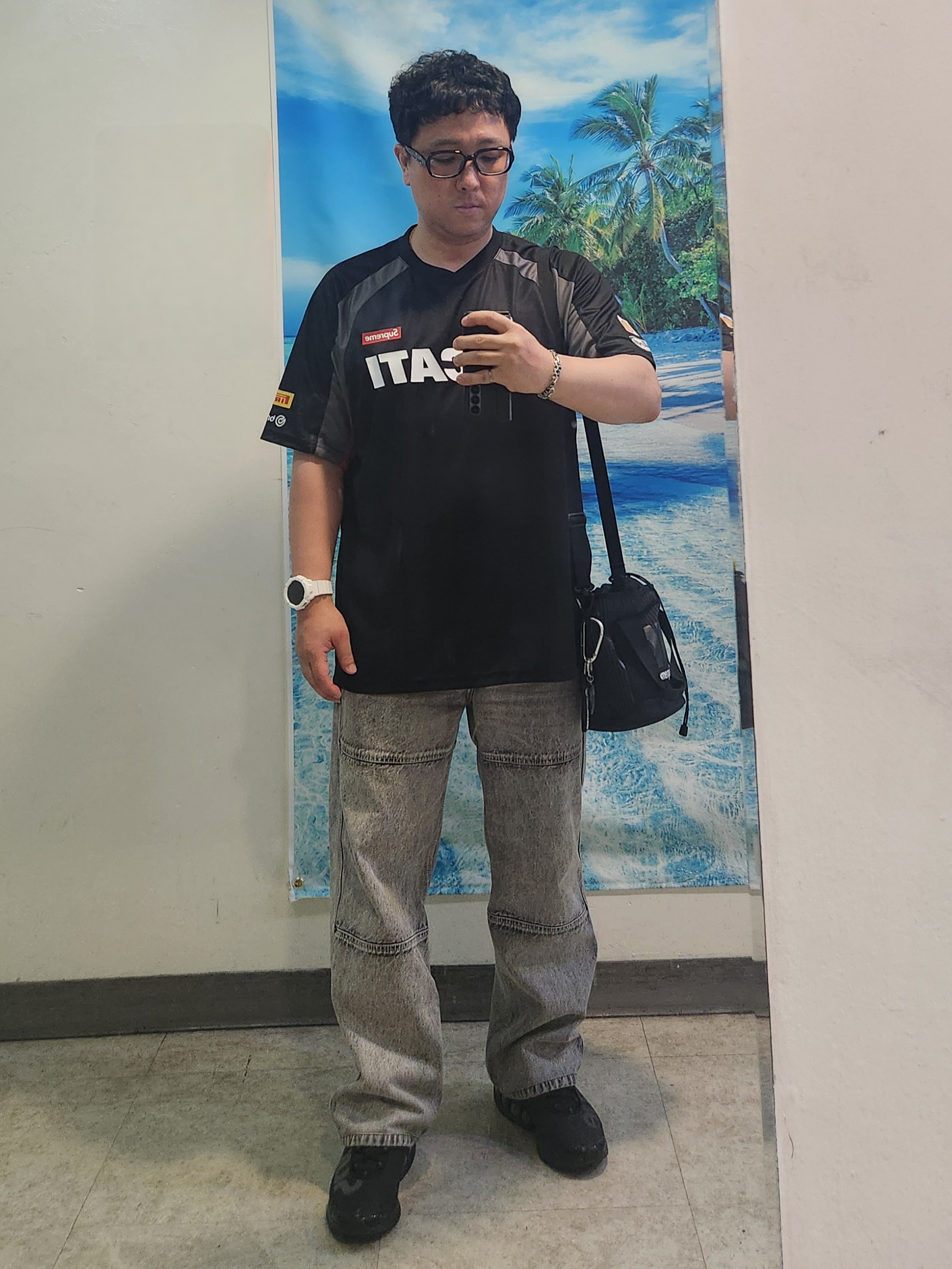 Supreme x Ducati Soccer Jersey Black - 24SS, Nike x Supreme Air Max DN SP Black Galactic Jade 착용 스타일