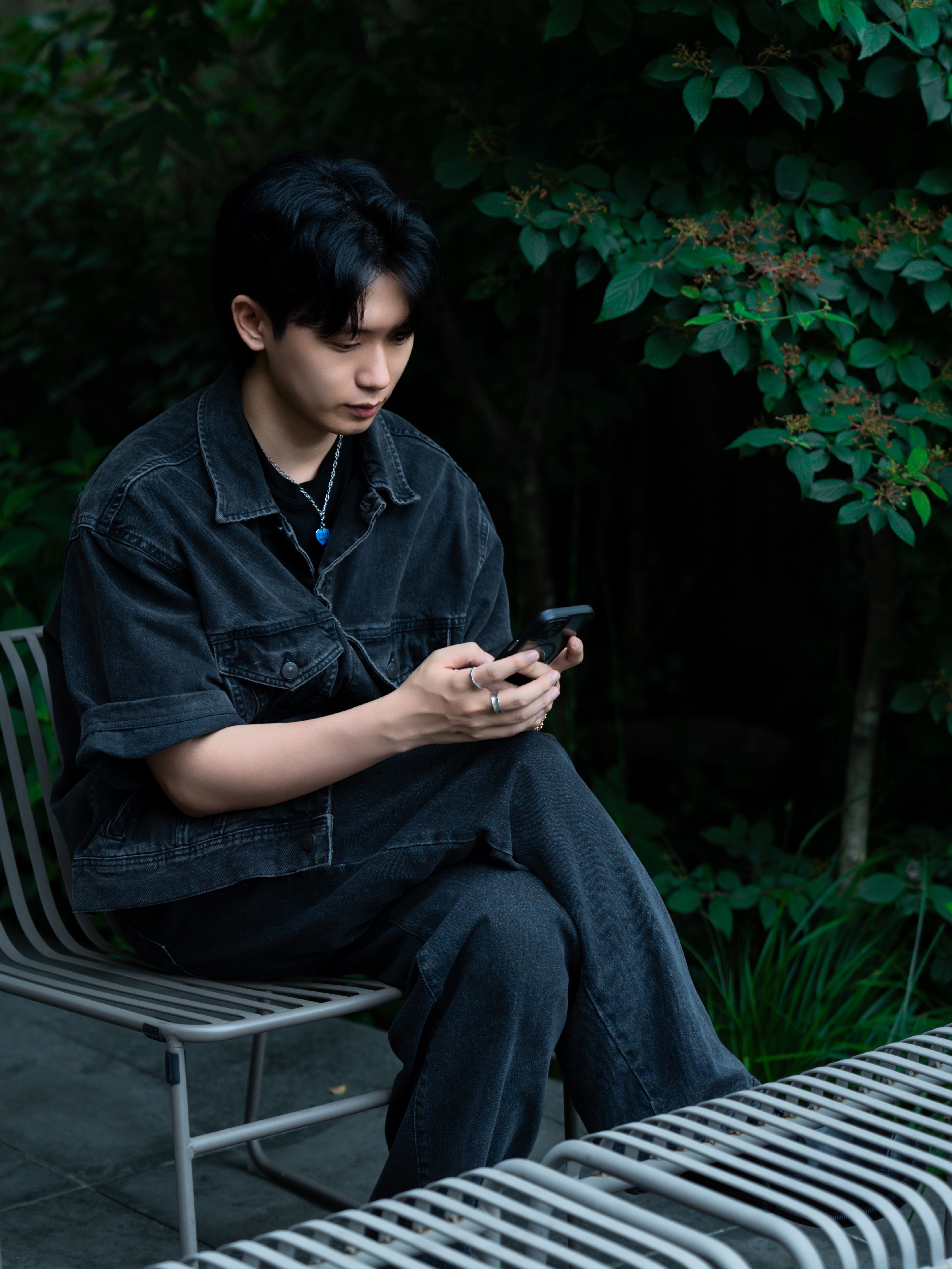 Ader Error Curve; MU01 Noir, Human Made Five Heart Necklace Silver 착용 스타일 - 3