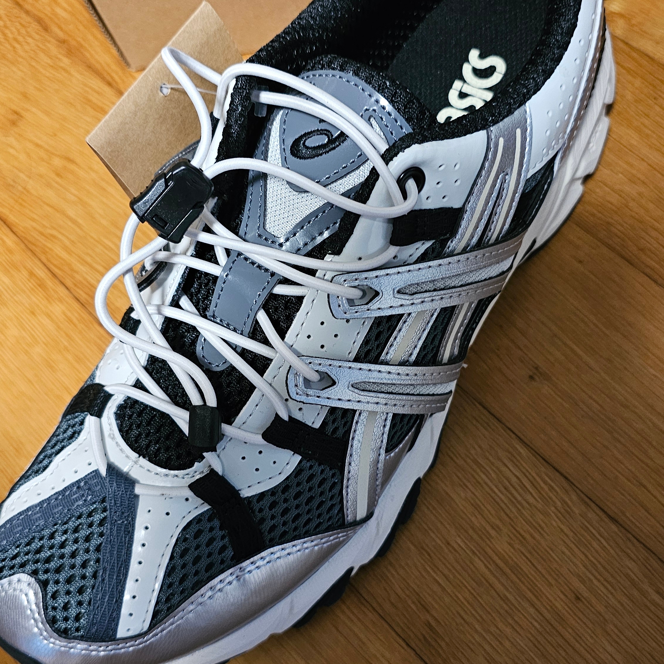 Asics Unlimited Gel-Sonoma 15-50 Steel Grey Pure Silver 착용 스타일