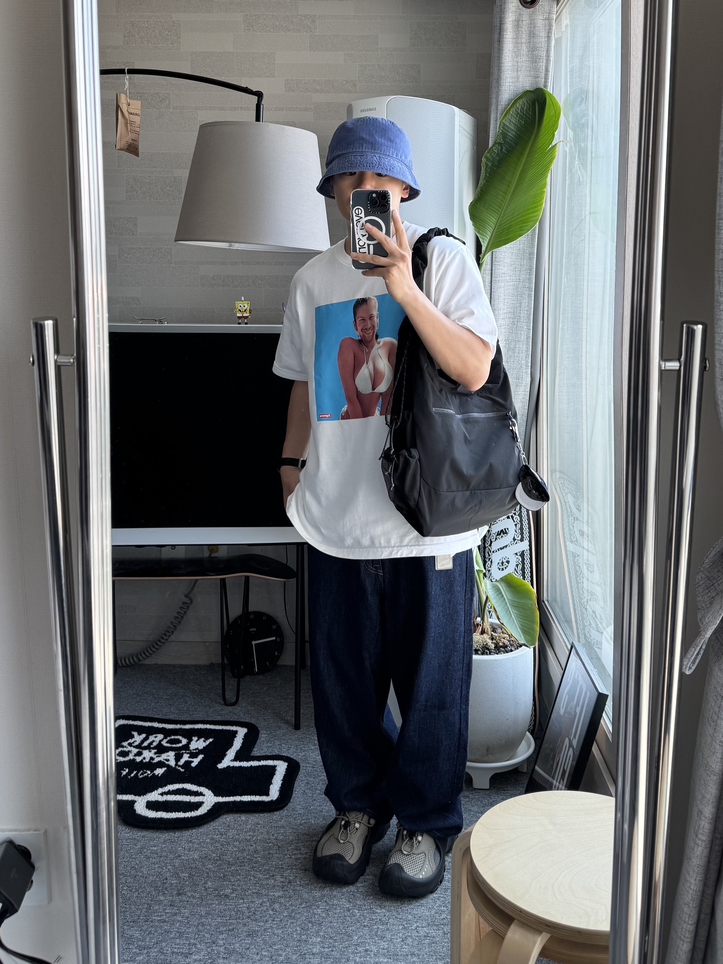 Crocs Trail Break 2 Clay, Supreme x Aphex Twin Windowlicker T-Shirt White - 25SS 착용 스타일 - 1