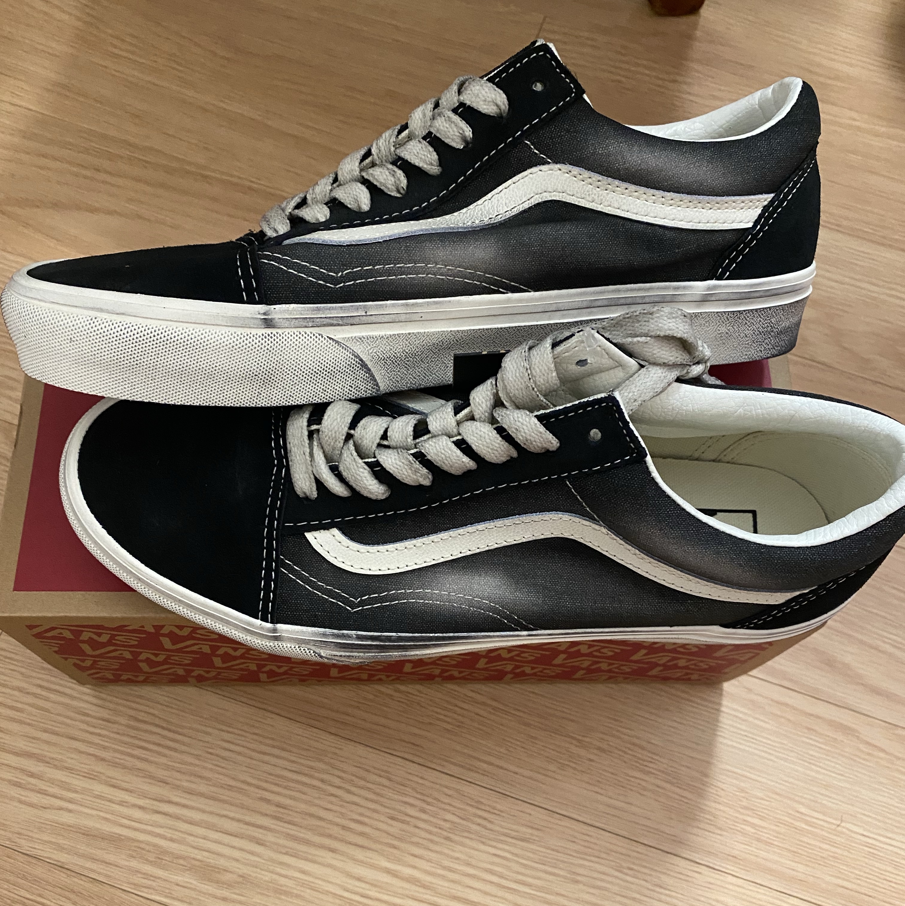 Vans Old Skool Wave Washed Black 착용 스타일