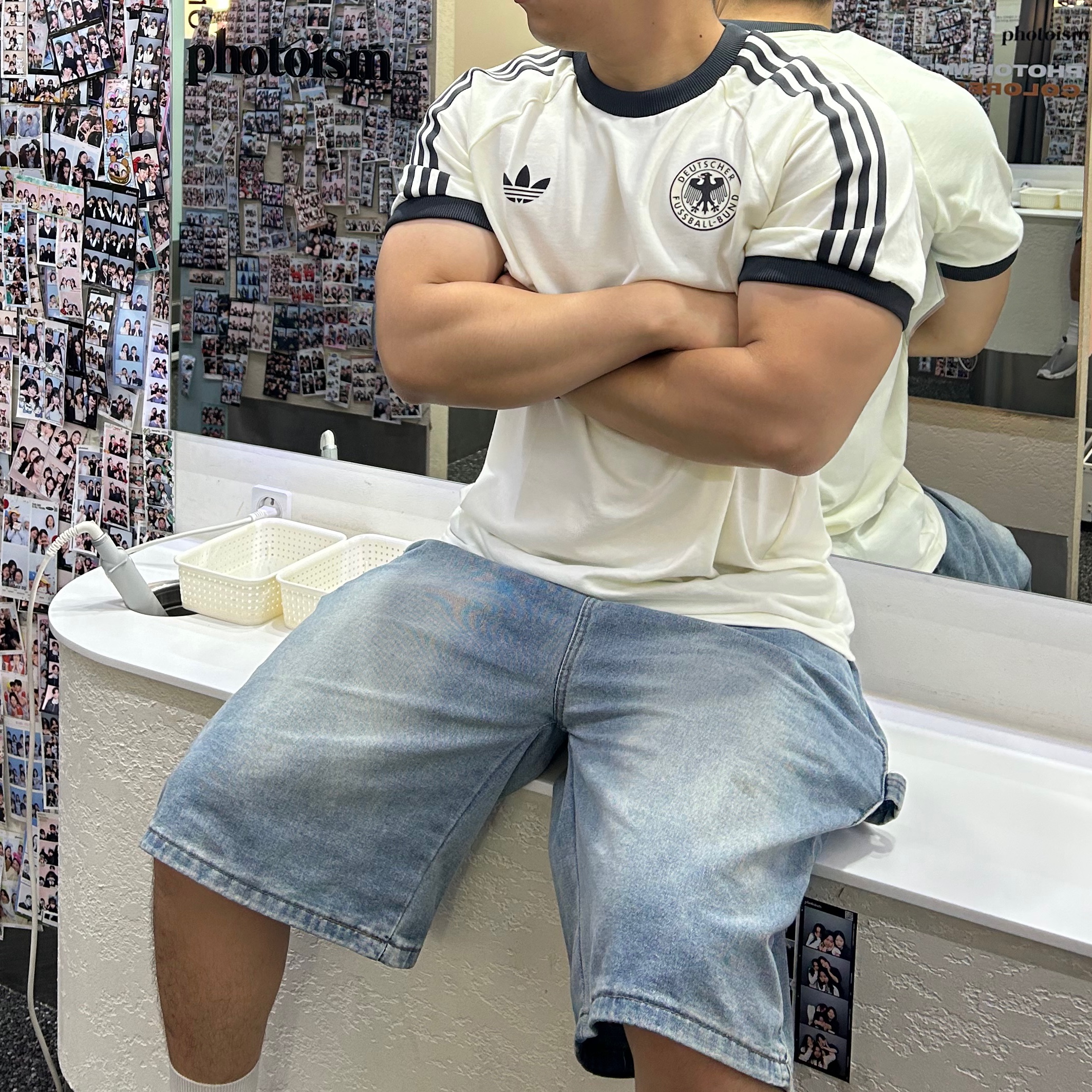 Adidas German Adicolor Classic 3-Stripes T-Shirt Off White - KR Sizing 착용 스타일