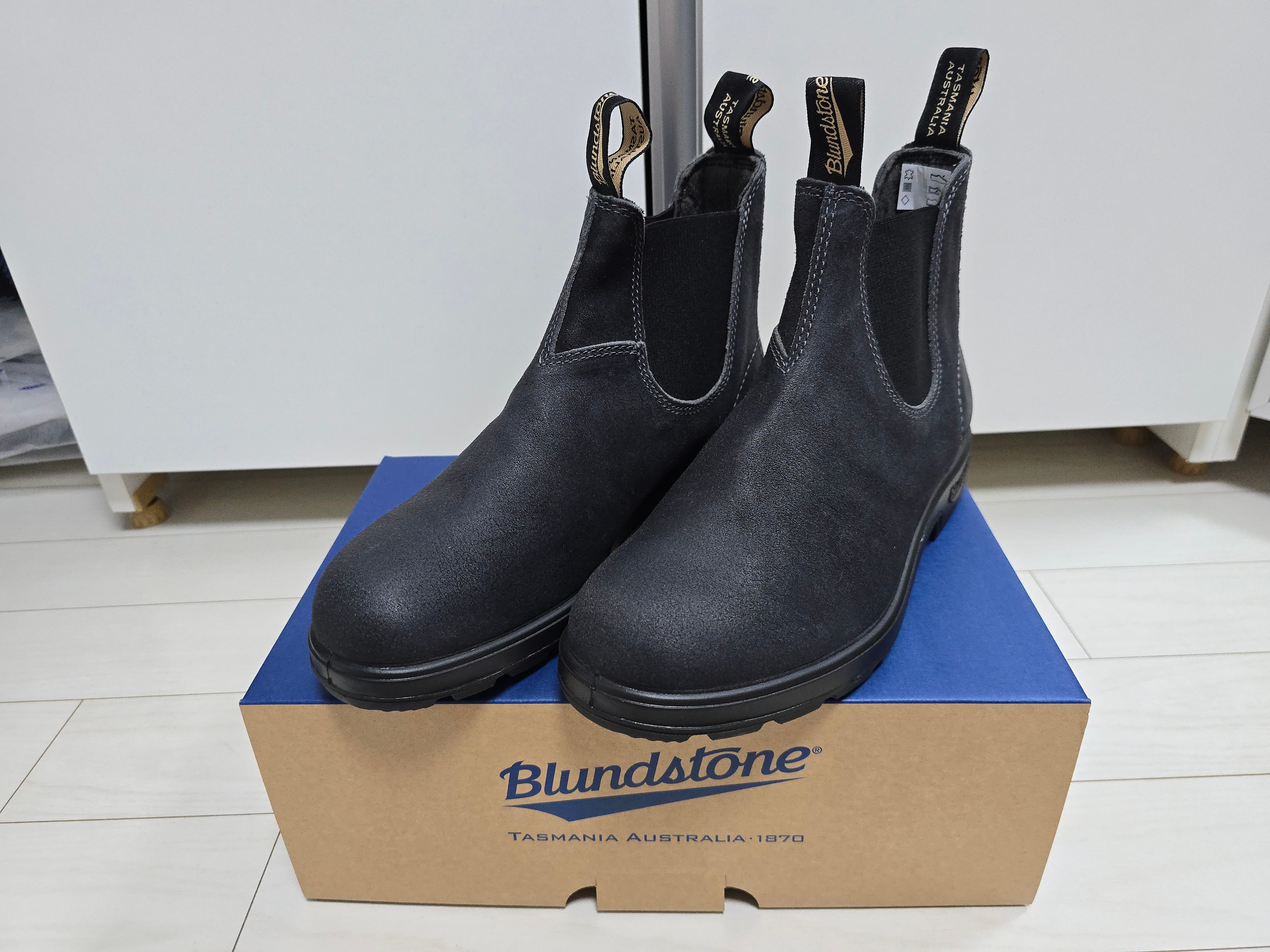 Blundstone Original 1910 Chelsea Boots Steel Grey 착용 스타일