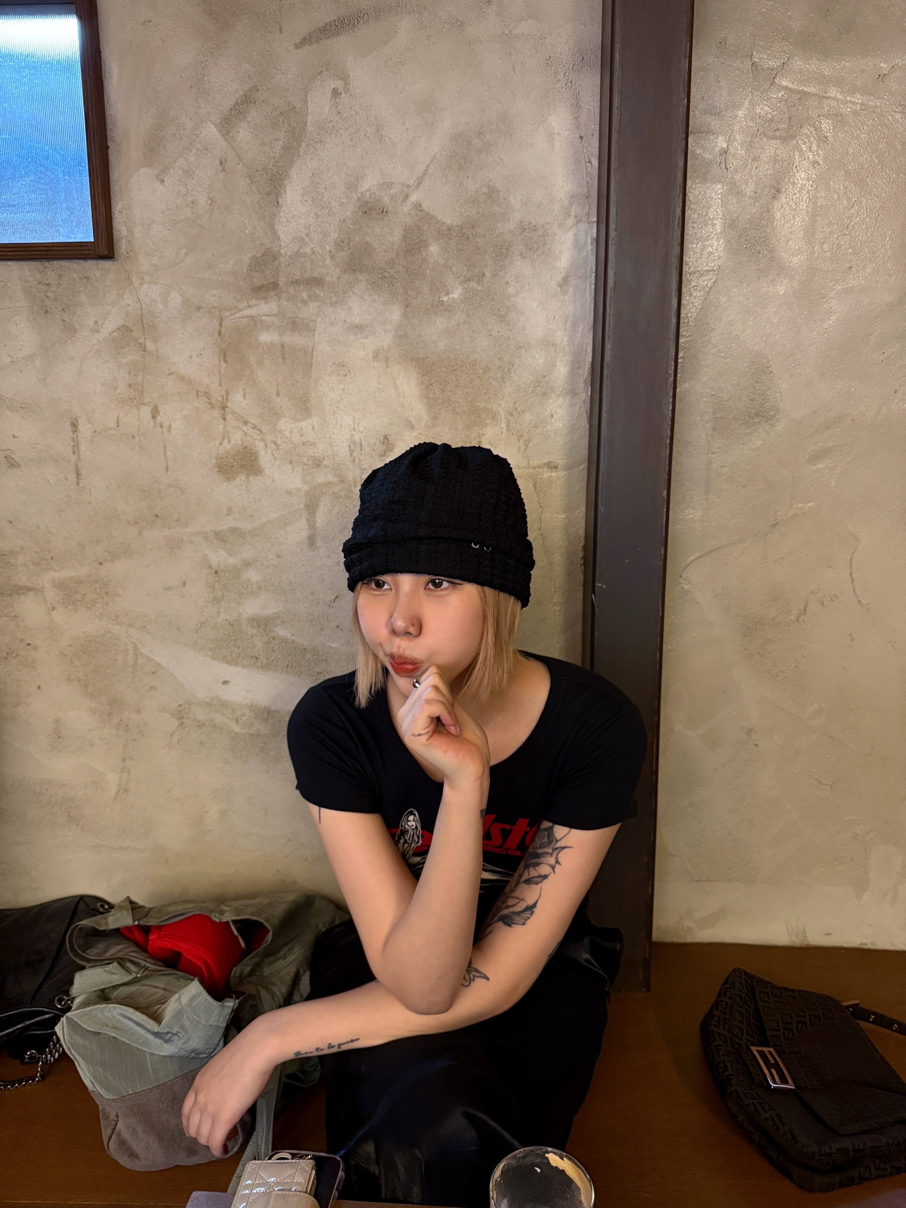 (W) Hysteric Glamour Speedster Chibi T-Shirt Black 착용 스타일 - 3