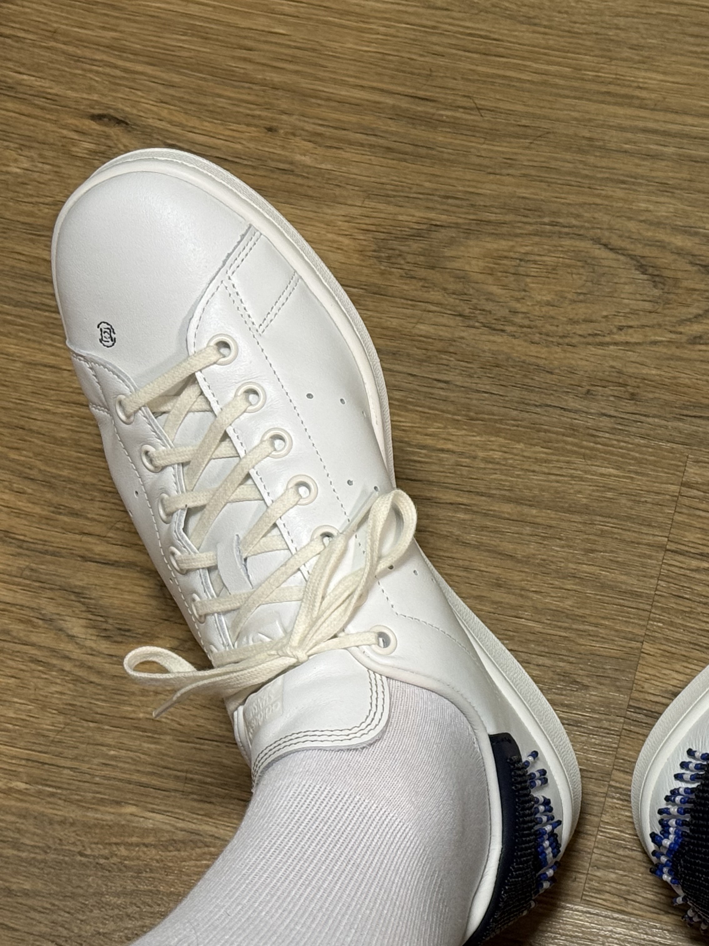 Adidas x Clot Stan Smith Cloud White Night Navy 착용 스타일 - 3