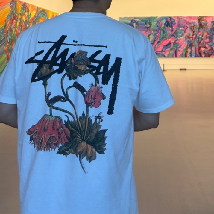 Stussy Withered Flower T-Shirt White 착용 스타일