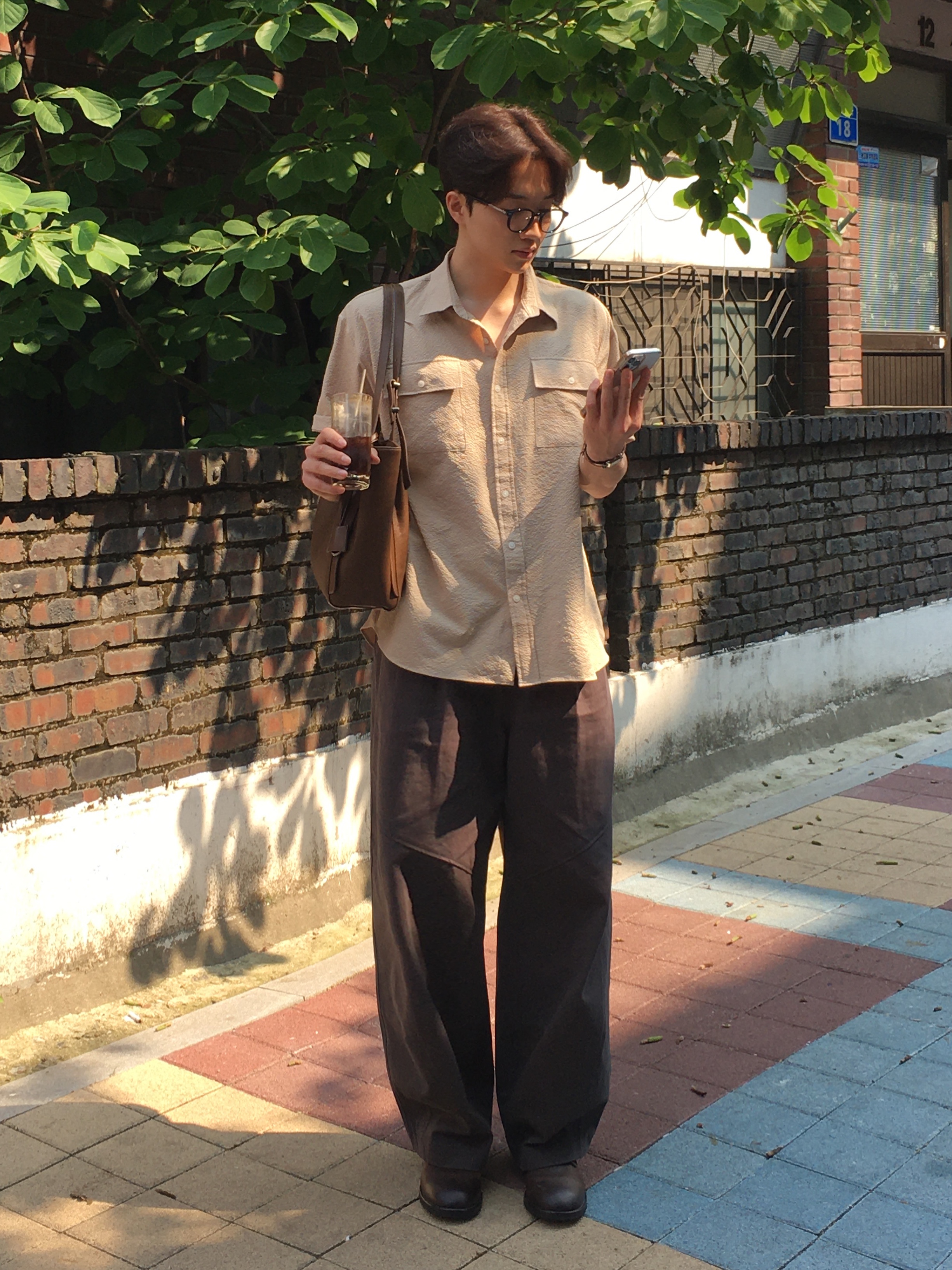 LOSTGARDEN Uniform  Faded Derby Brown 착용 스타일 - 1