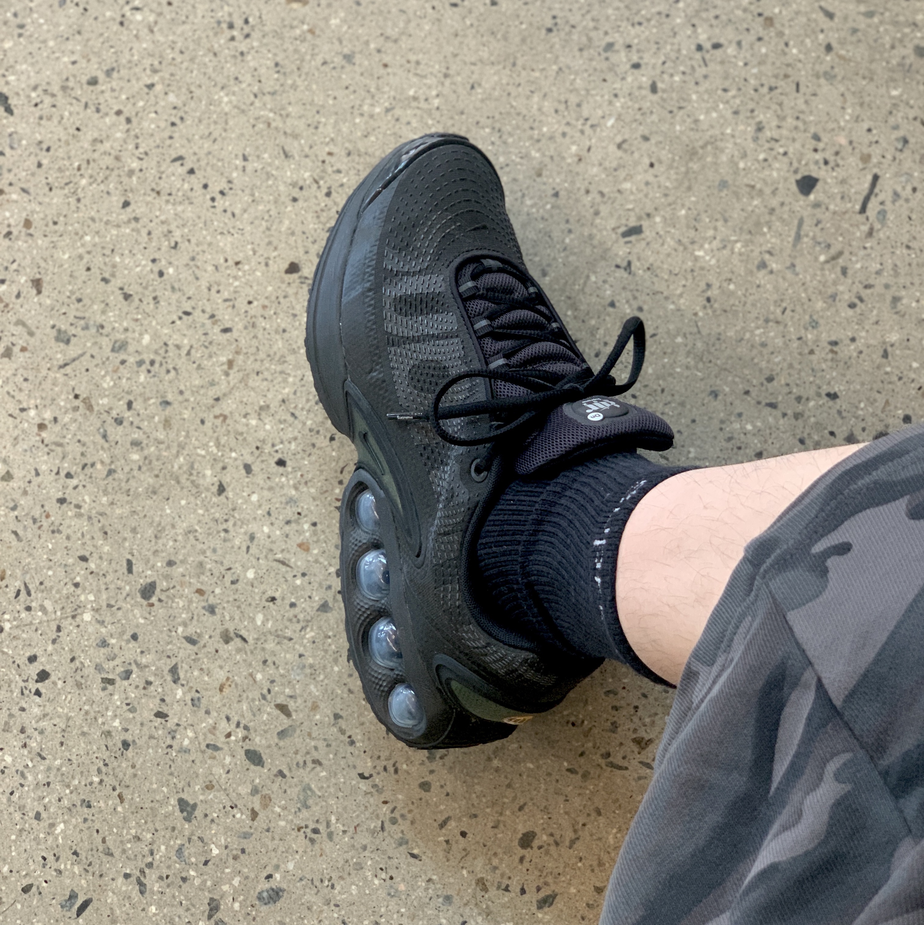 Nike x Supreme Air Max DN SP Black Galactic Jade 착용 스타일