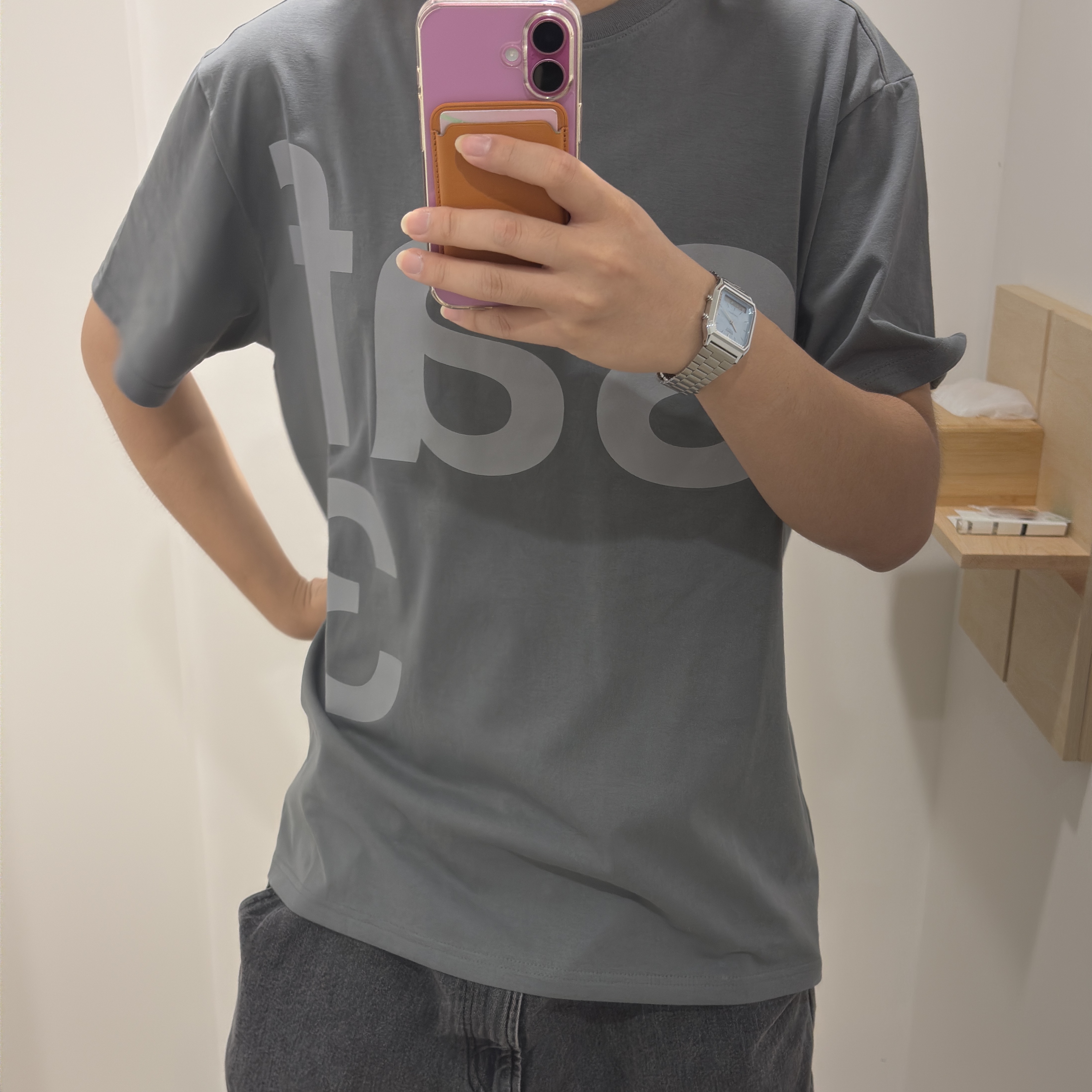 Casio AQ-230A-2A1MQY, [예약 배송][KREAM 단독] Safarispot Basic Safari T-Shirt Charcoal 착용 스타일