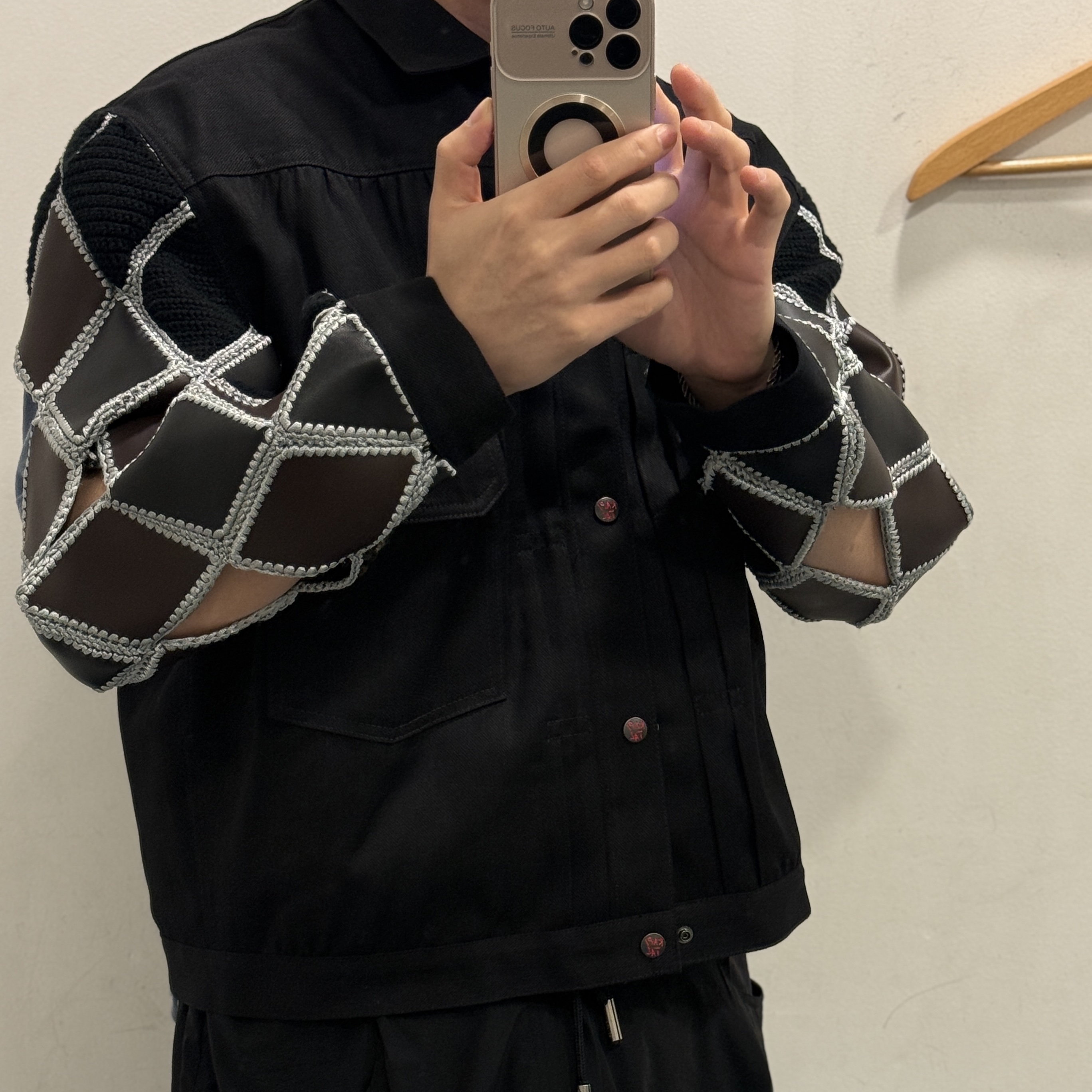 Kapital 11.5 oz. Black x Black Denim Hippy Crochet Sleeve 1st Jacket Black 착용 스타일