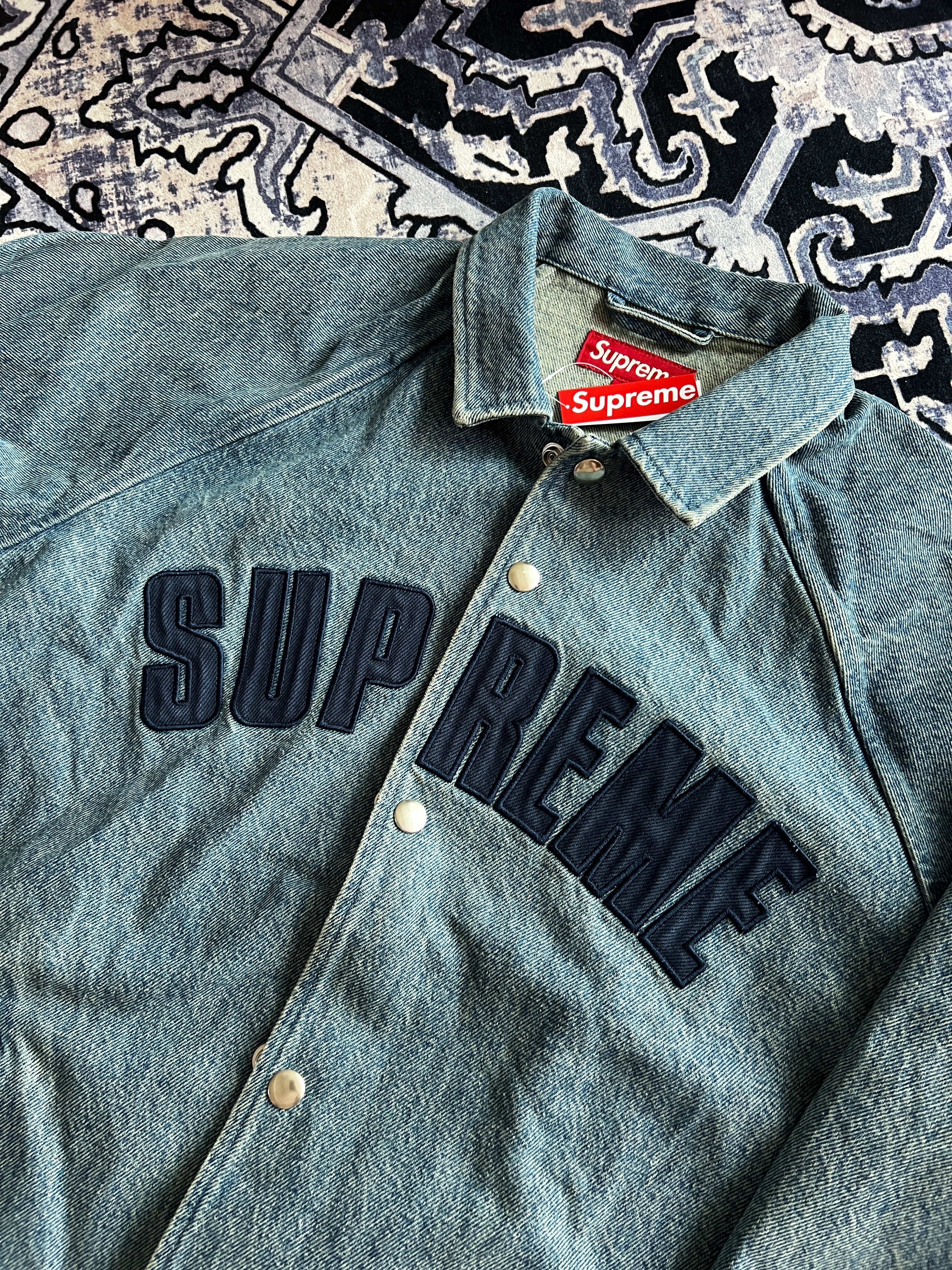 Supreme Arc Denim Coaches Jacket Washed Indigo - 25SS 착용 스타일