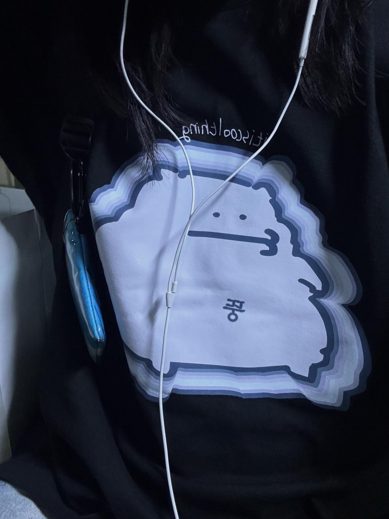 itiscoolthing Dung Mincheol T-Shirts Black 착용 스타일 - 1