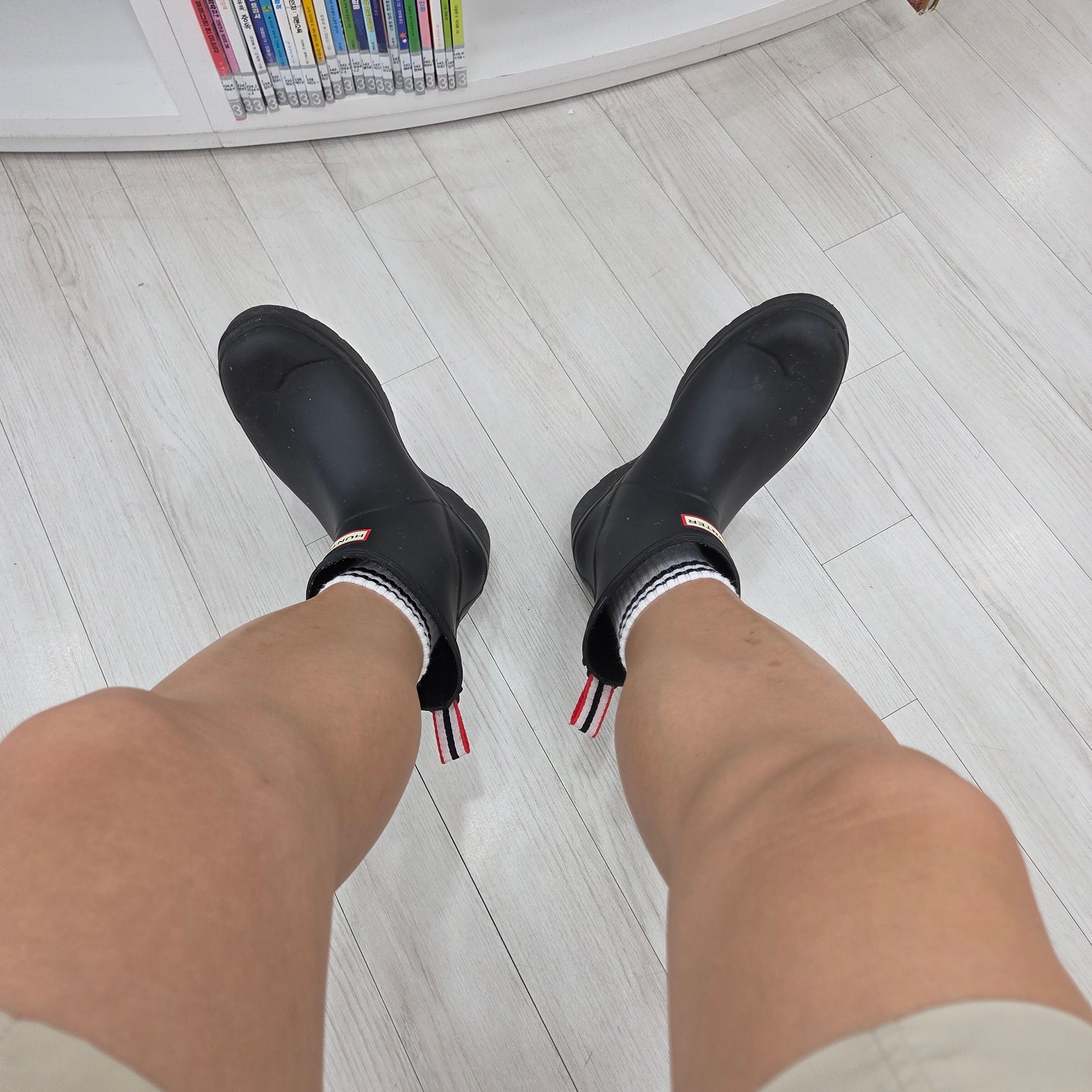 Hunter Play Short Wellington Boots Black 착용 스타일
