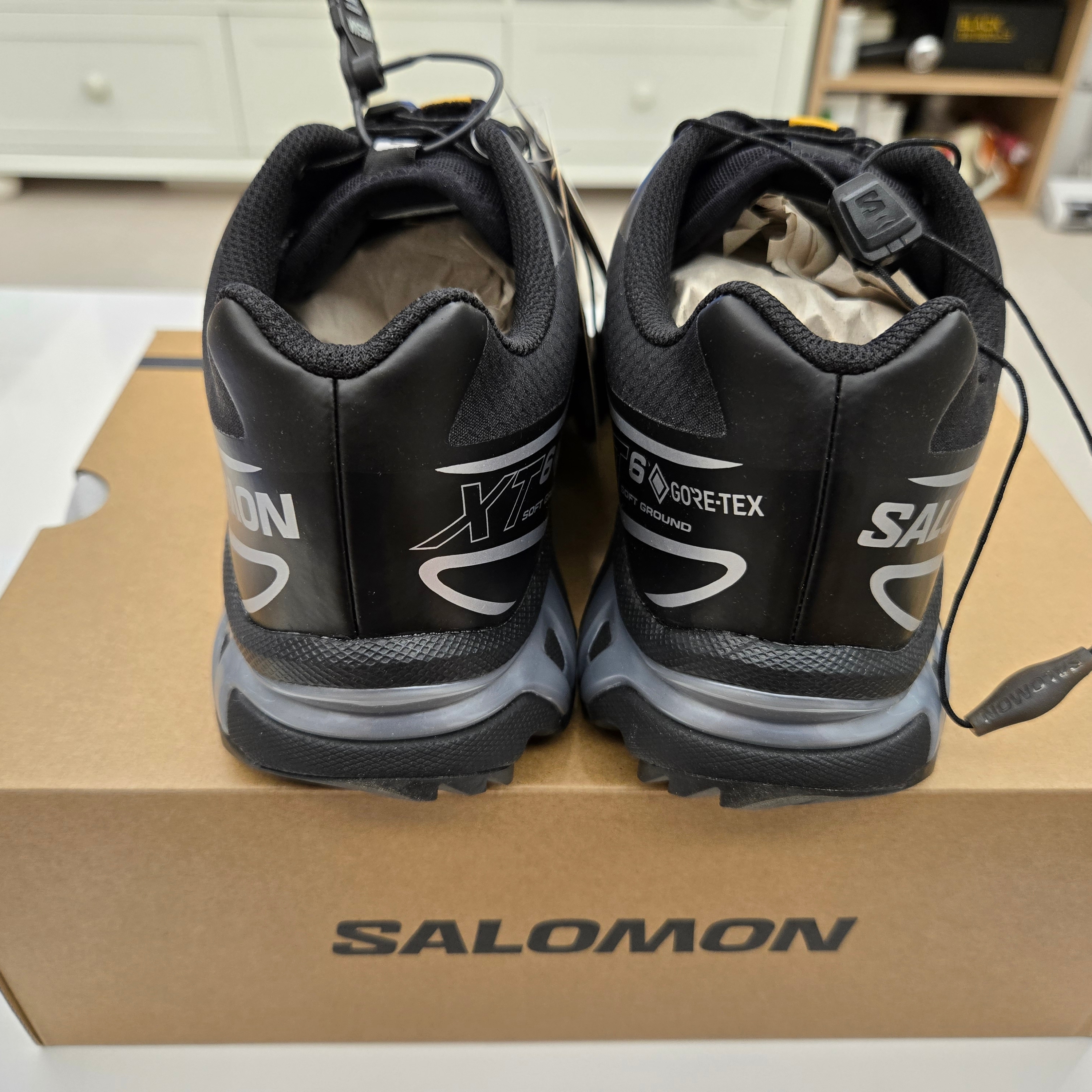 Salomon XT-6 GTX Black Silver 착용 스타일 - 4