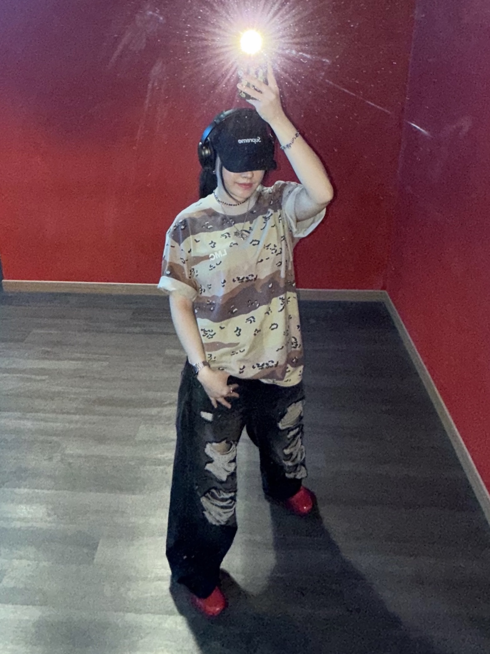 (W) Nike Air Max Dn8 University Red Tough Red, Supreme Military Camp Cap Black - 23SS 착용 스타일