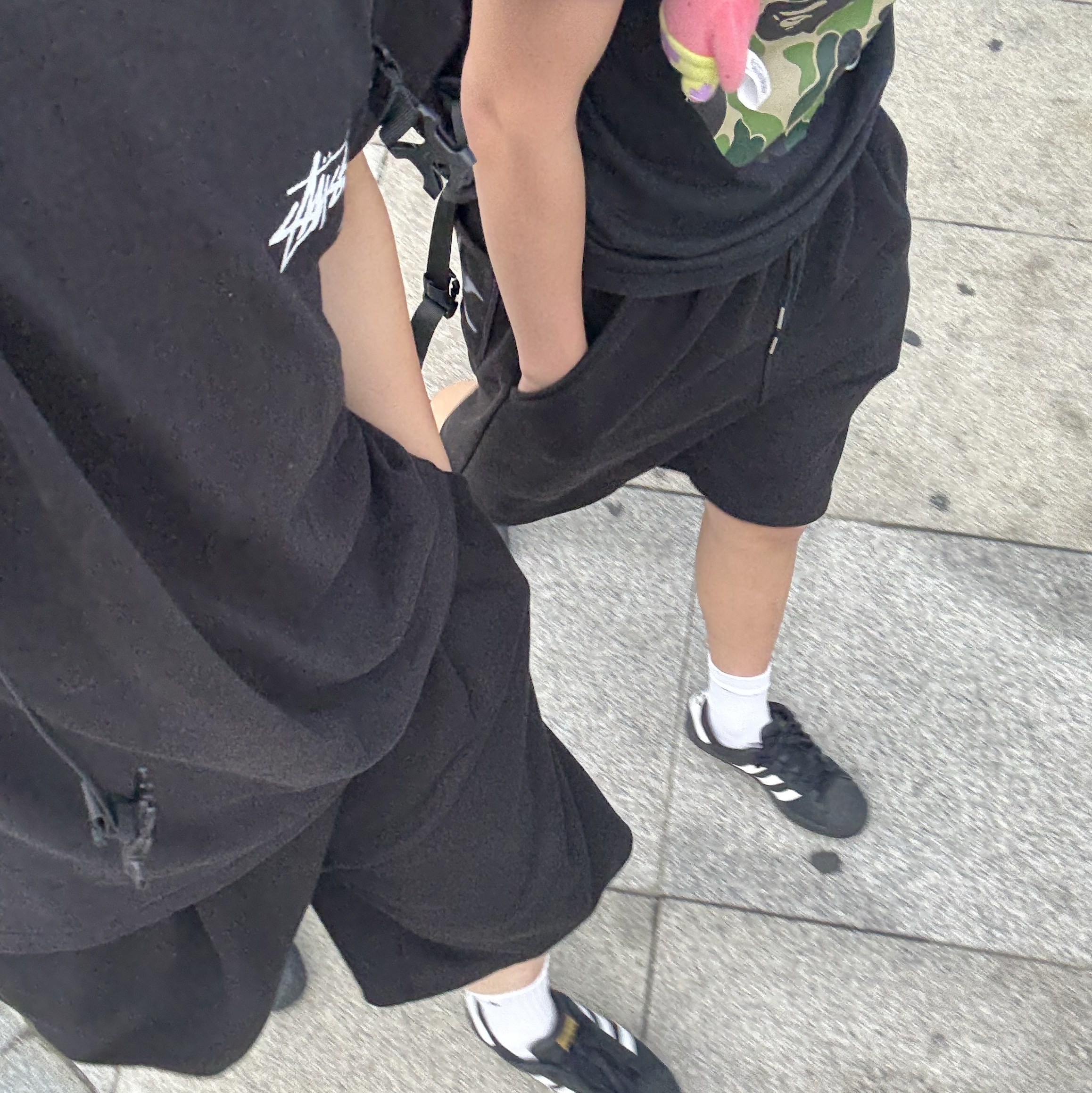 Stussy Toucan T-Shirt Black, Adidas Superstar Core Black White 착용 스타일