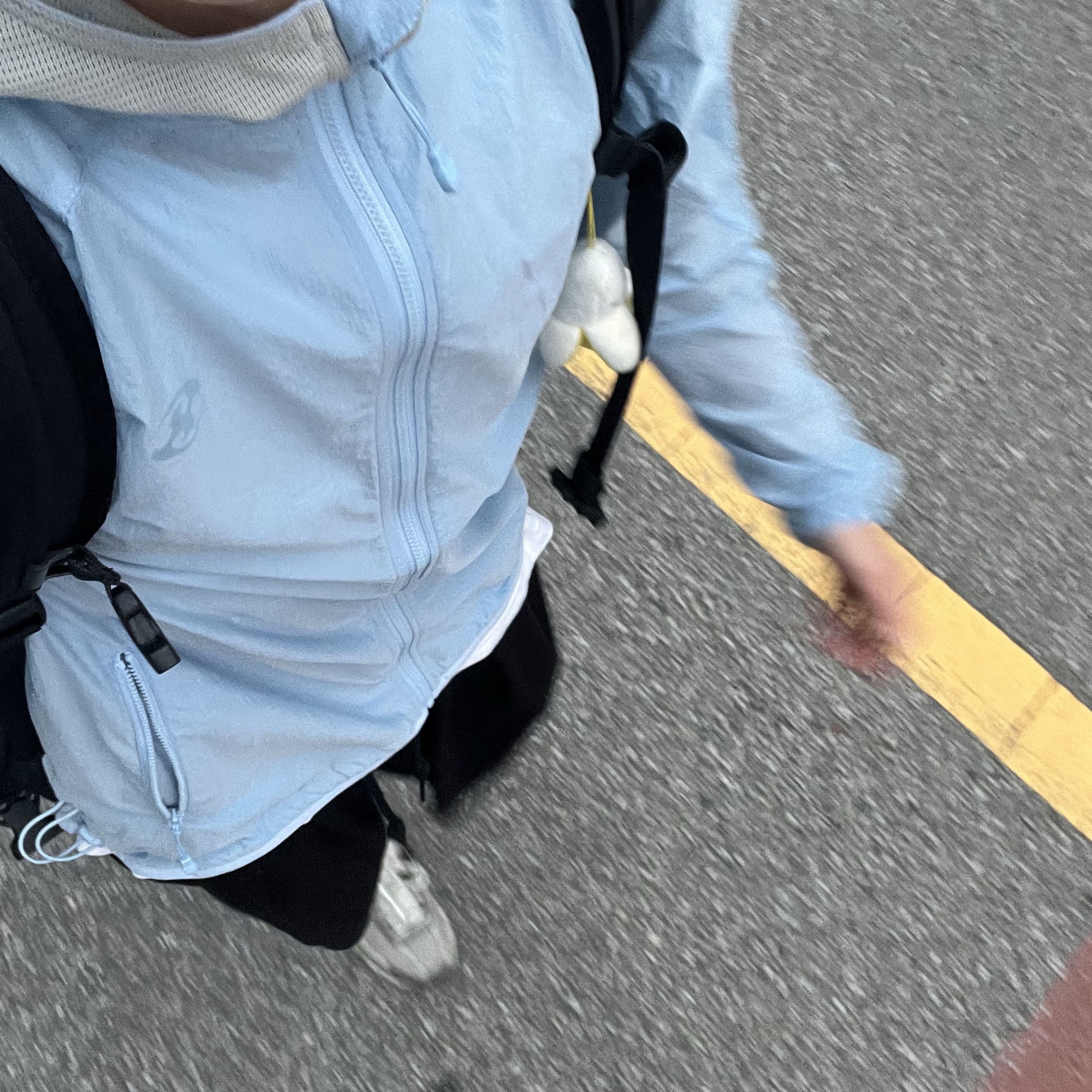 Sansan Gear Streamline Hood Jacket Sky Blue 착용 스타일 - 2
