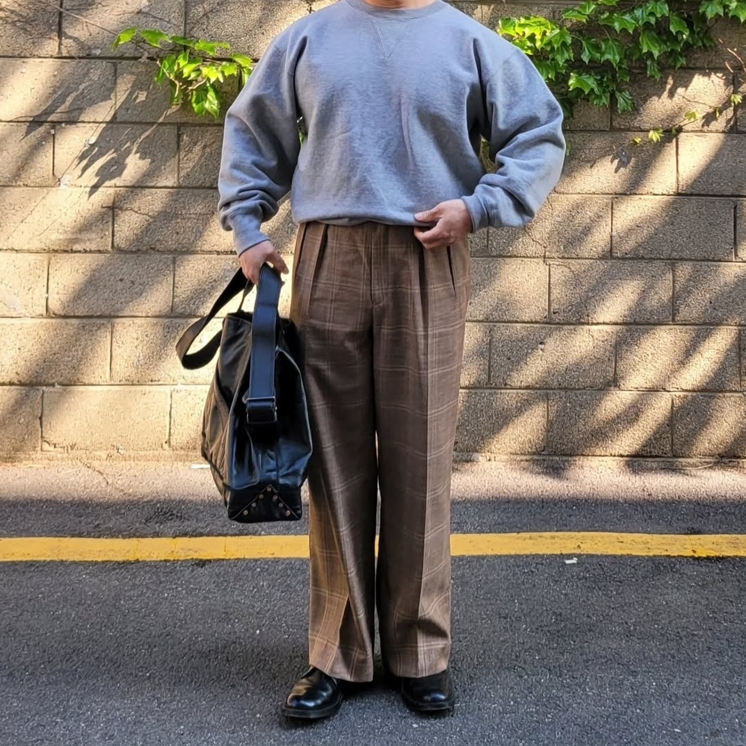 Alden 9901 Cordovan Plain Toe Blucher Oxford Black - E, Niceness H.Ledz Black 착용 스타일 - 1