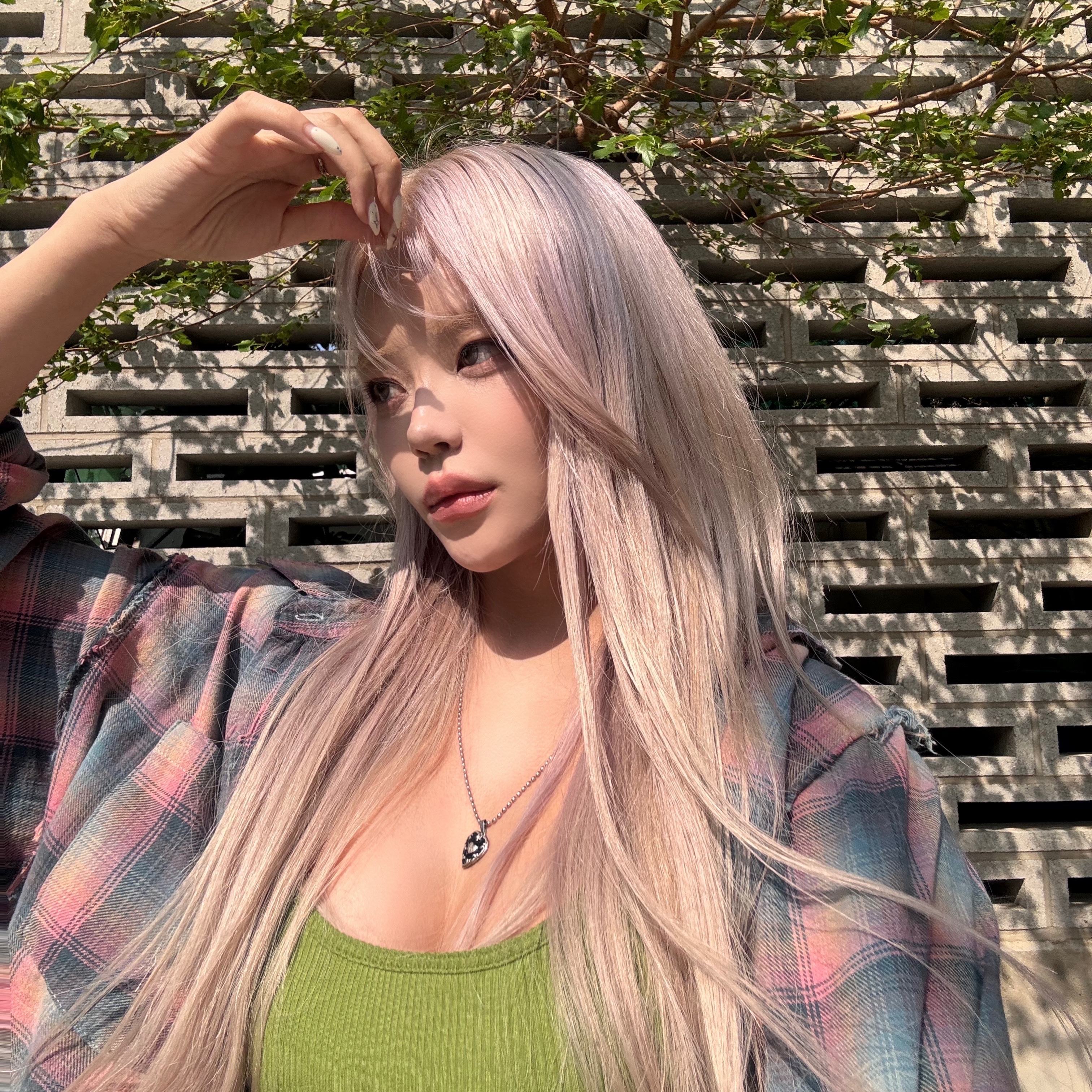 GRAILZ Distressed Check Shirts Mint Pink 착용 스타일 - 3
