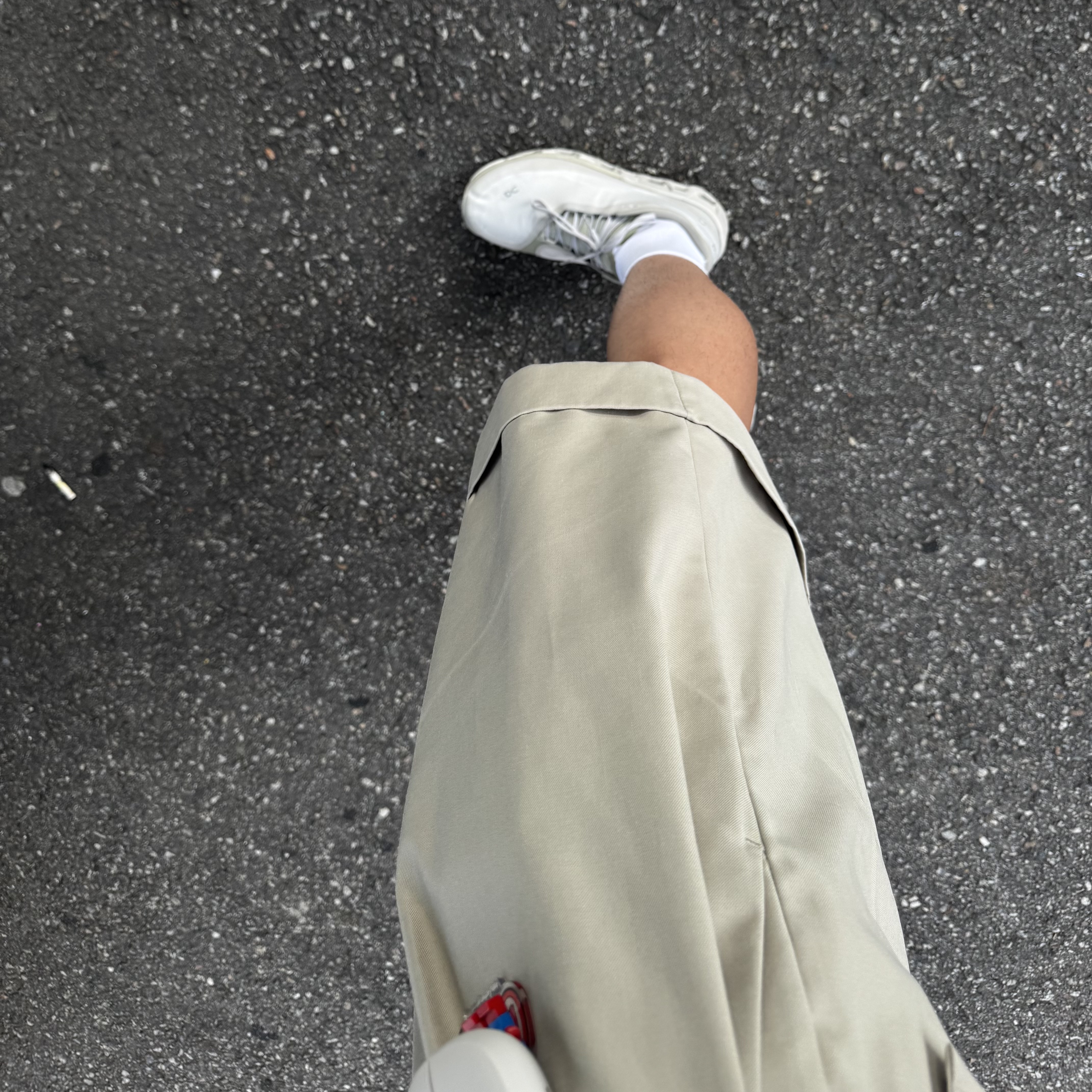 On Running x Post Archive Faction (Paf) Cloudmonster 2 Moondust Chalk 착용 스타일