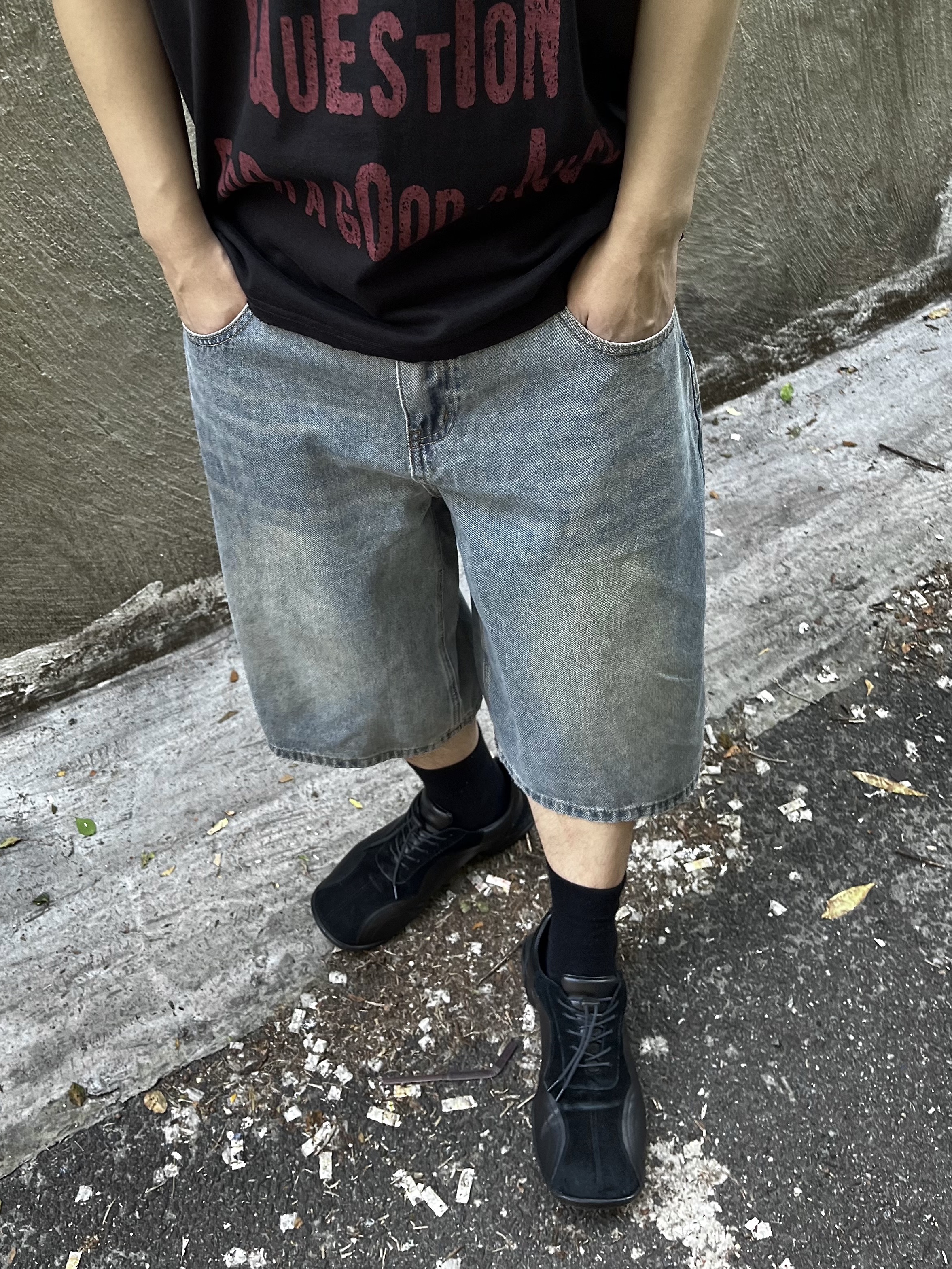 noun Question Vtg T-Shirts Black, Pemont Square Black 착용 스타일 - 4