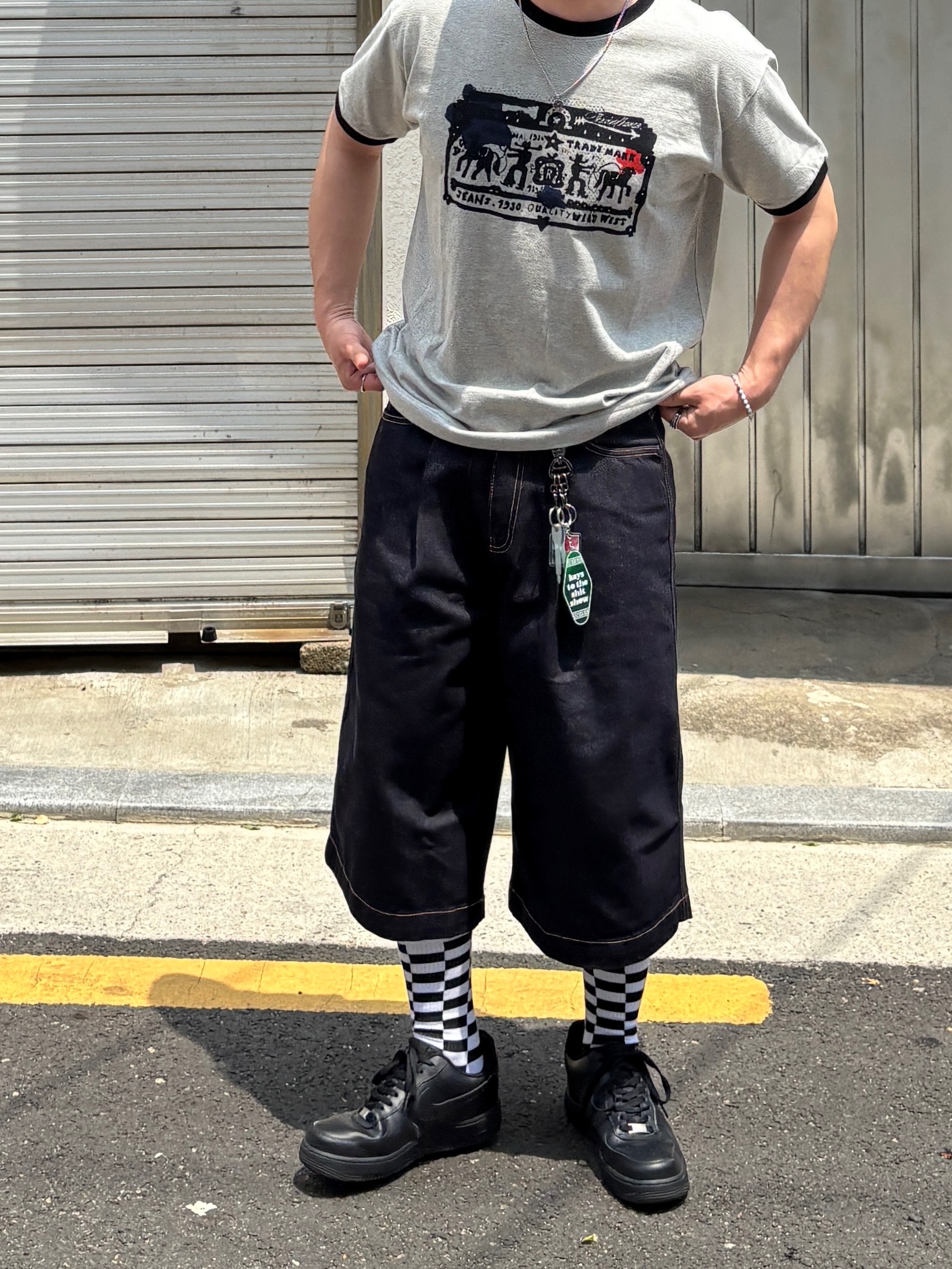 Thevinylhouse Cowboy Pictogram Ringer Tee Grey 착용 스타일 - 4