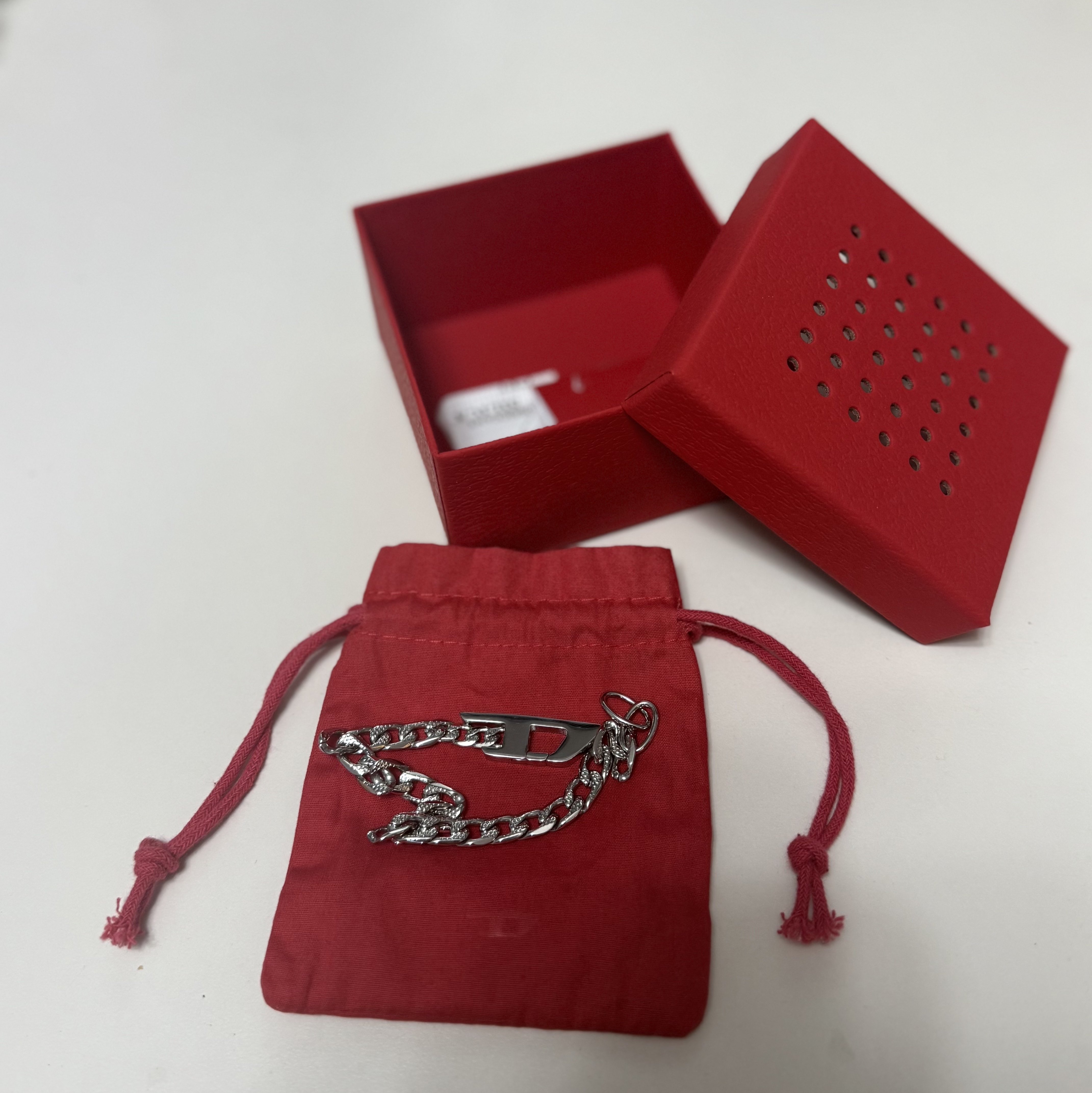Diesel Dx1496 Stainless Steel Chain Bracelet Silver 착용 스타일